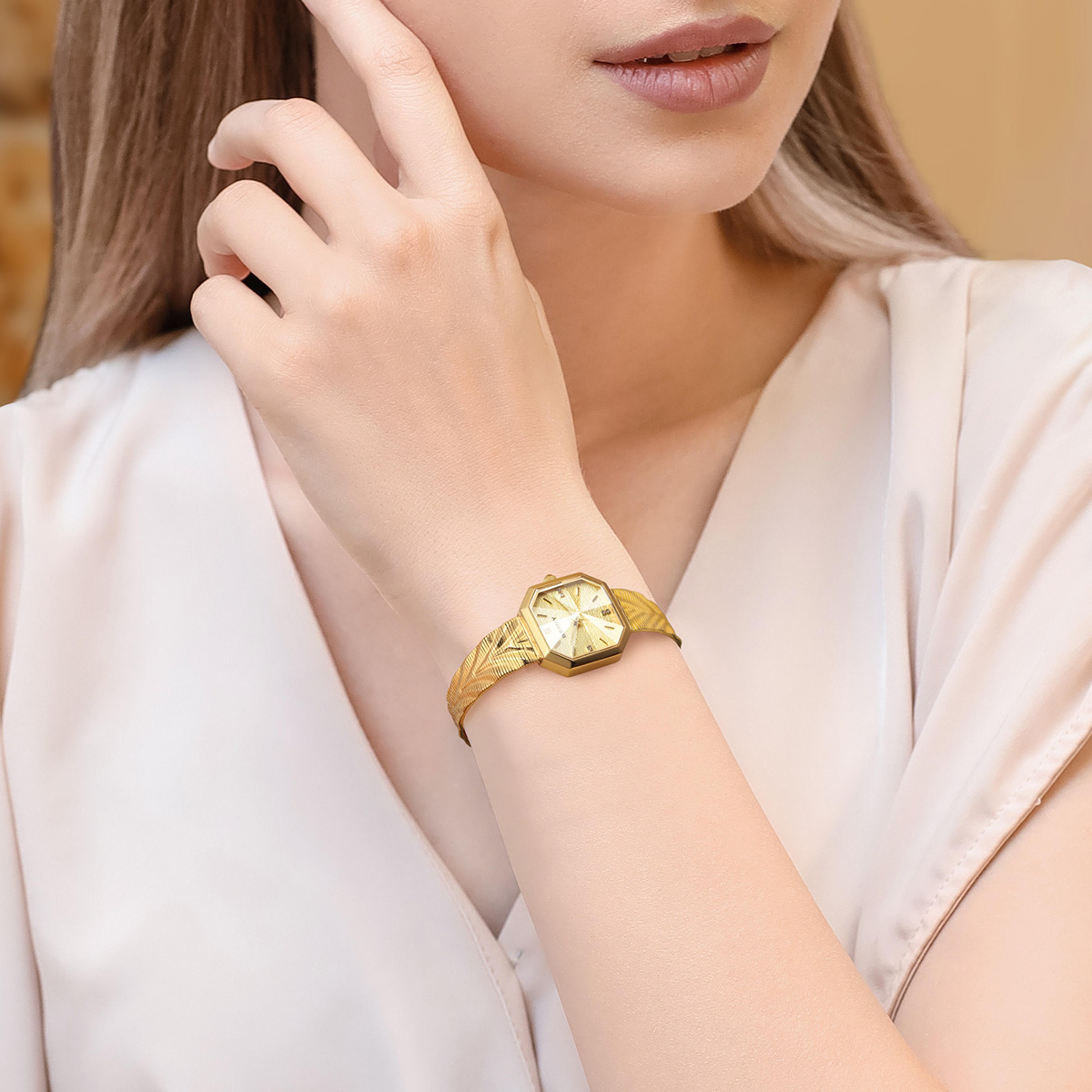 elegant gold octagonal quartz watch for women with stainless steel bracelet