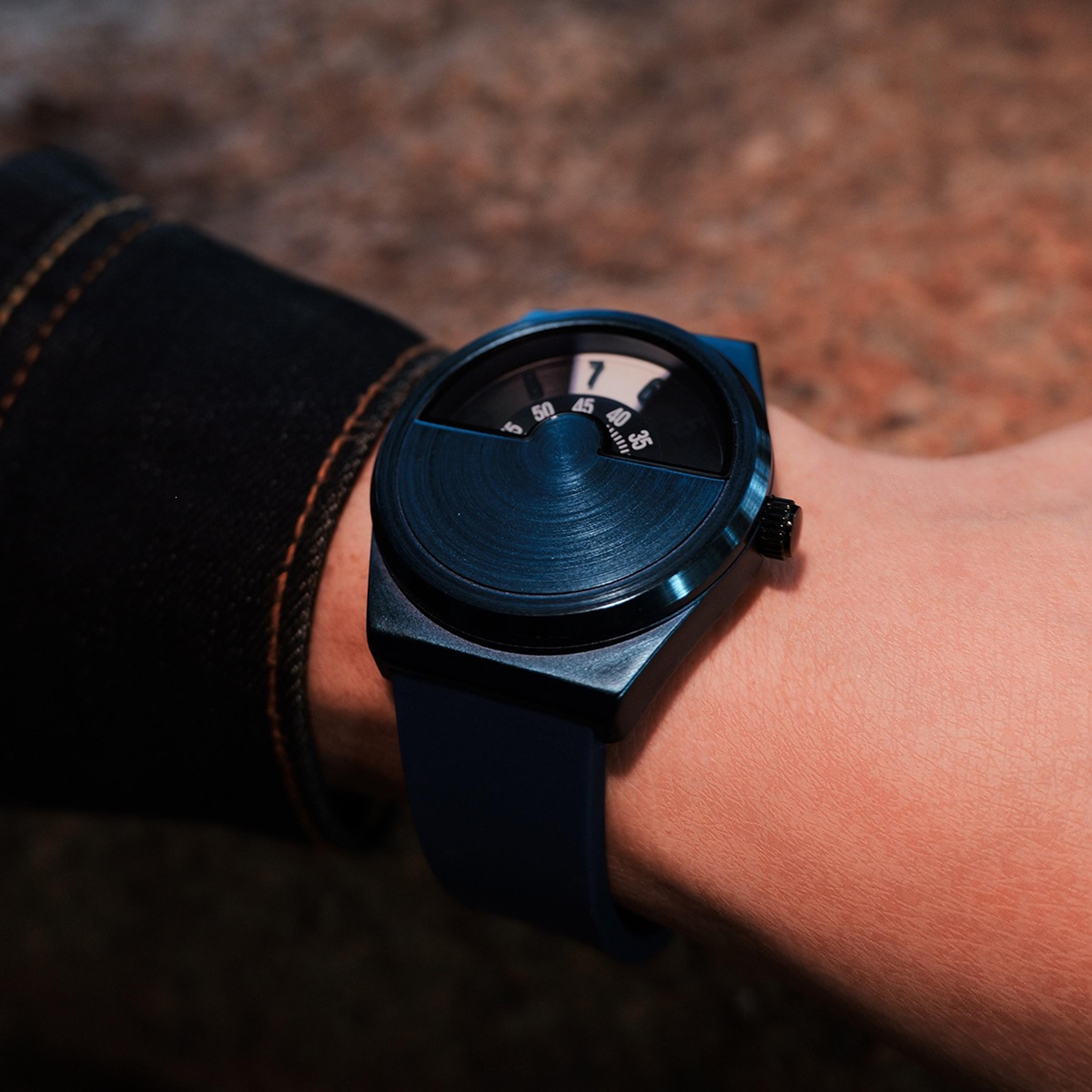 classic black japanese quartz watch for men with luminous dial and rubber strap