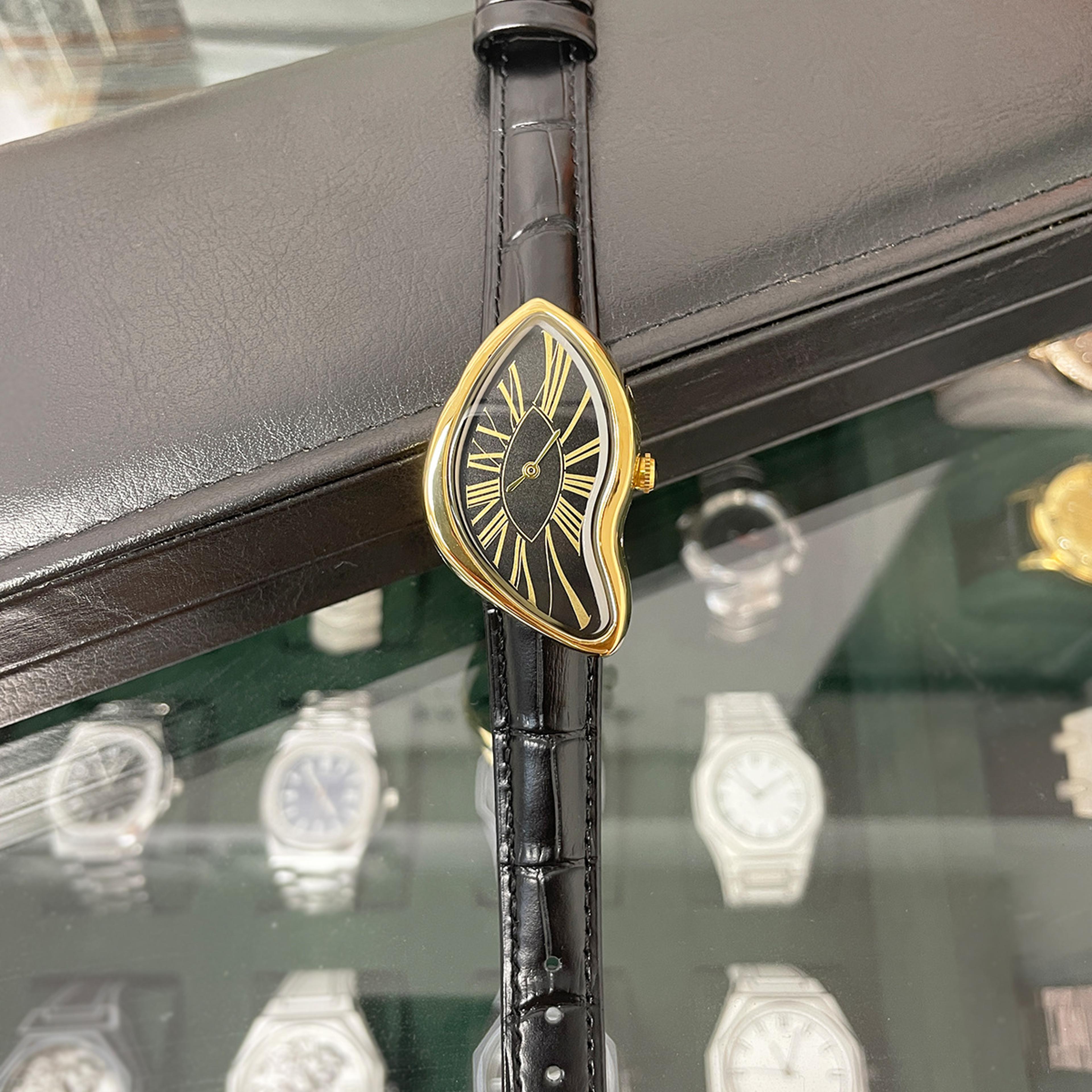 diamond dial twisted case quartz watch with leather strap