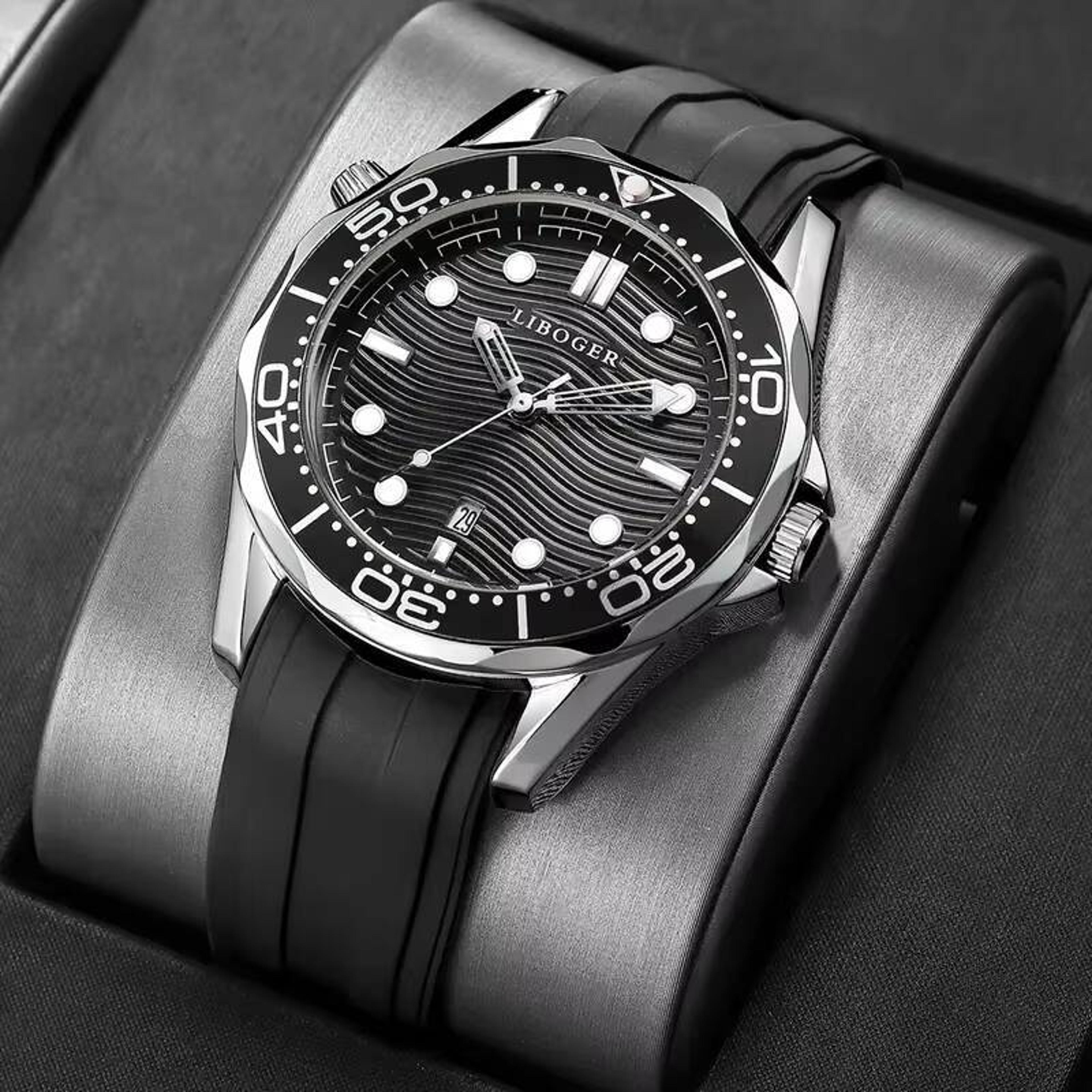 mens sports quartz watch with silicone strap casual everyday wristwatch