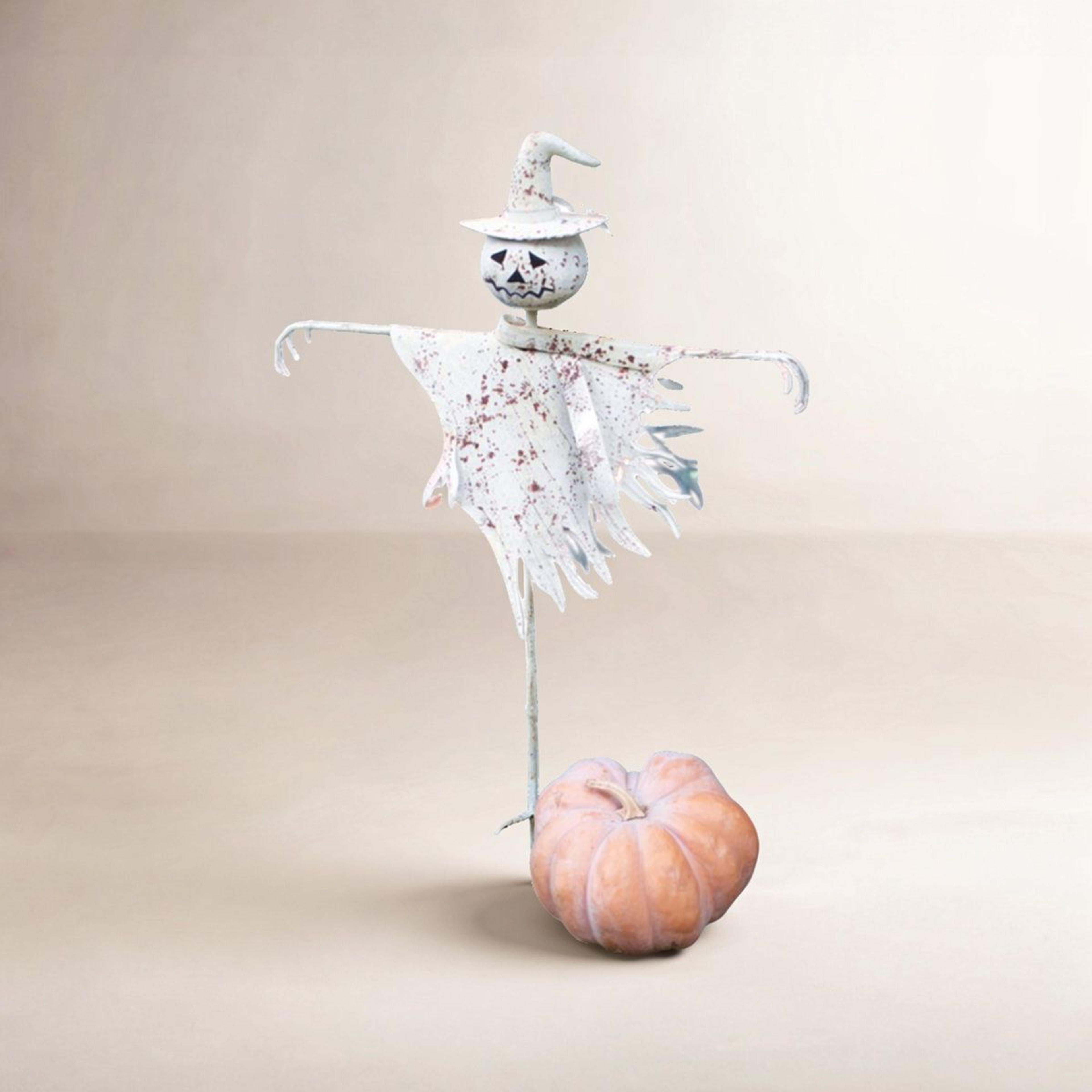 rustic metal scarecrow yard stake for halloween and fall outdoor decor