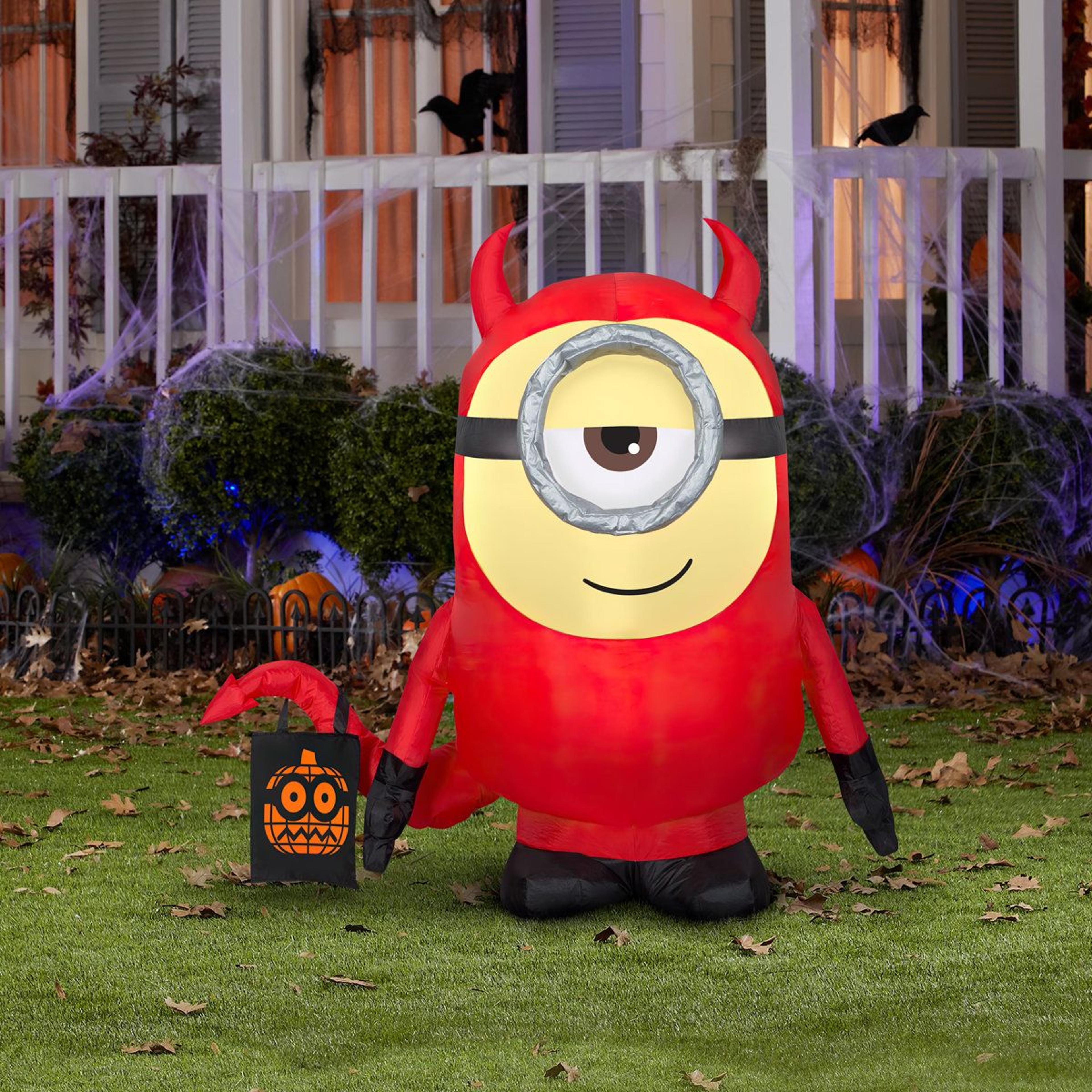 red and yellow polyester inflatable outdoor halloween decoration with built in led lights