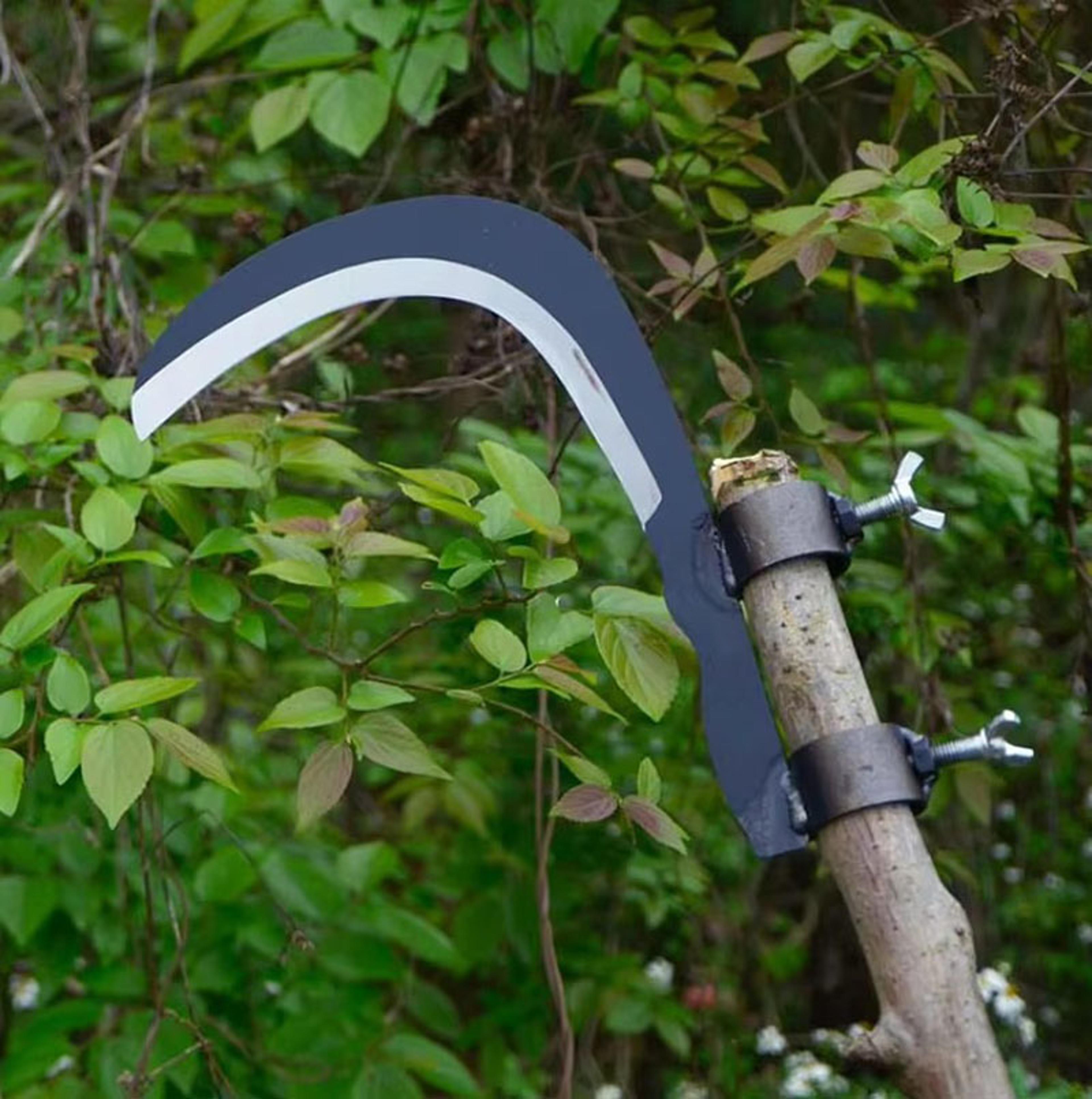 heavy duty manganese steel grass sickle cutter head for brush cutting, weeding & garden pruning