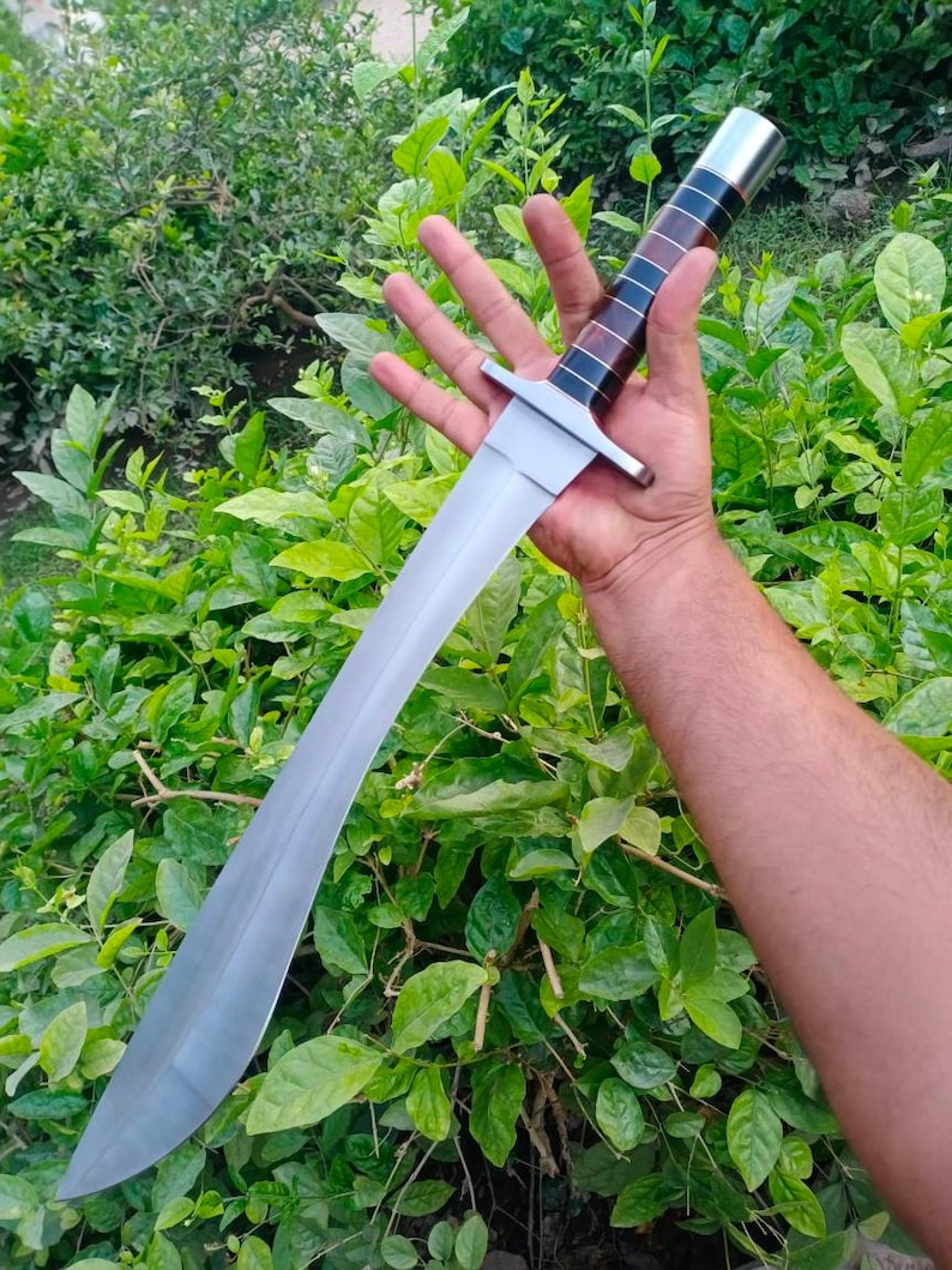 damascus steel hand-forged sword | premium ladder-pattern blade | collector & survival display sword with leather sheath
