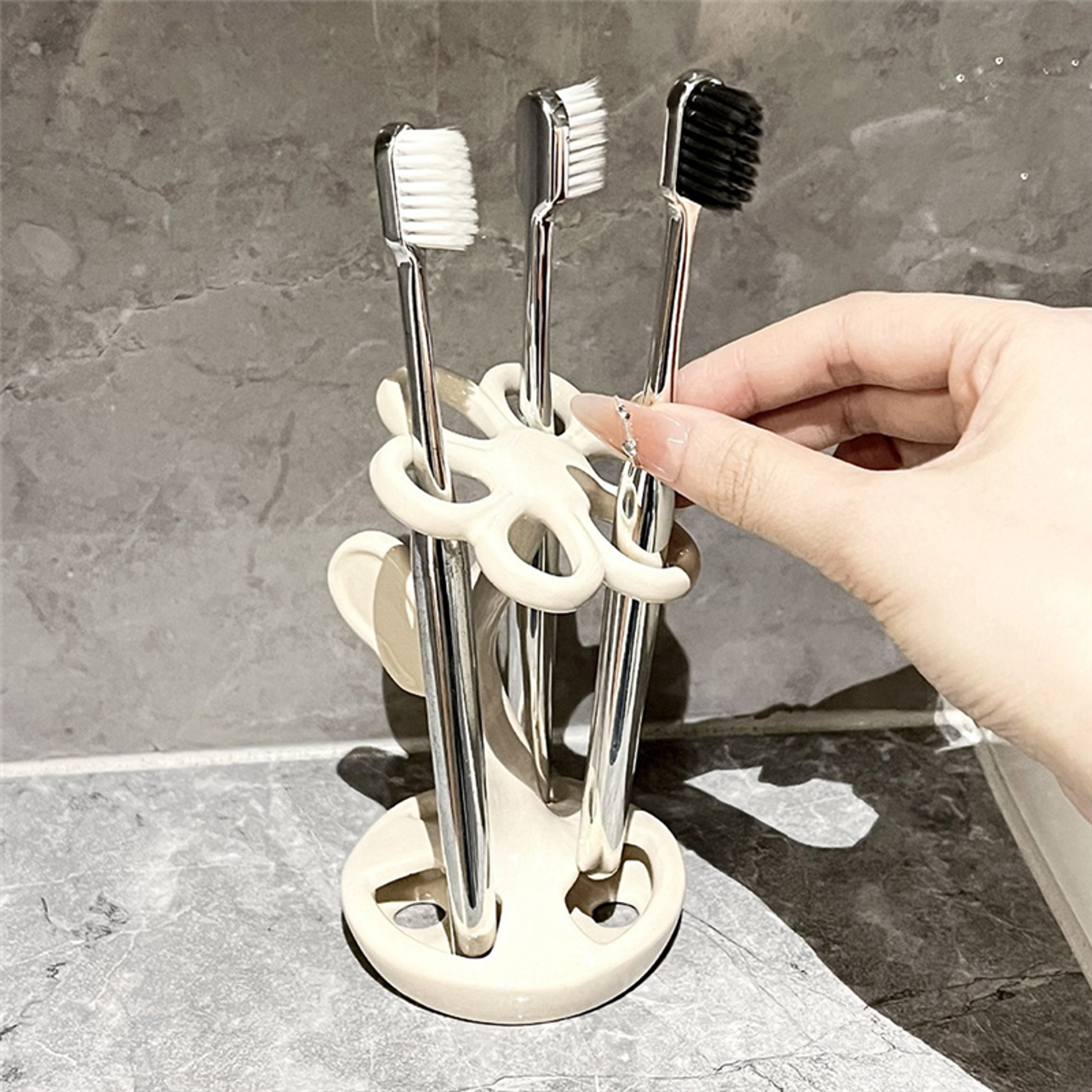 flower bloom ceramic organizer stand for toothbrushes, makeup brushes & jewelry storage