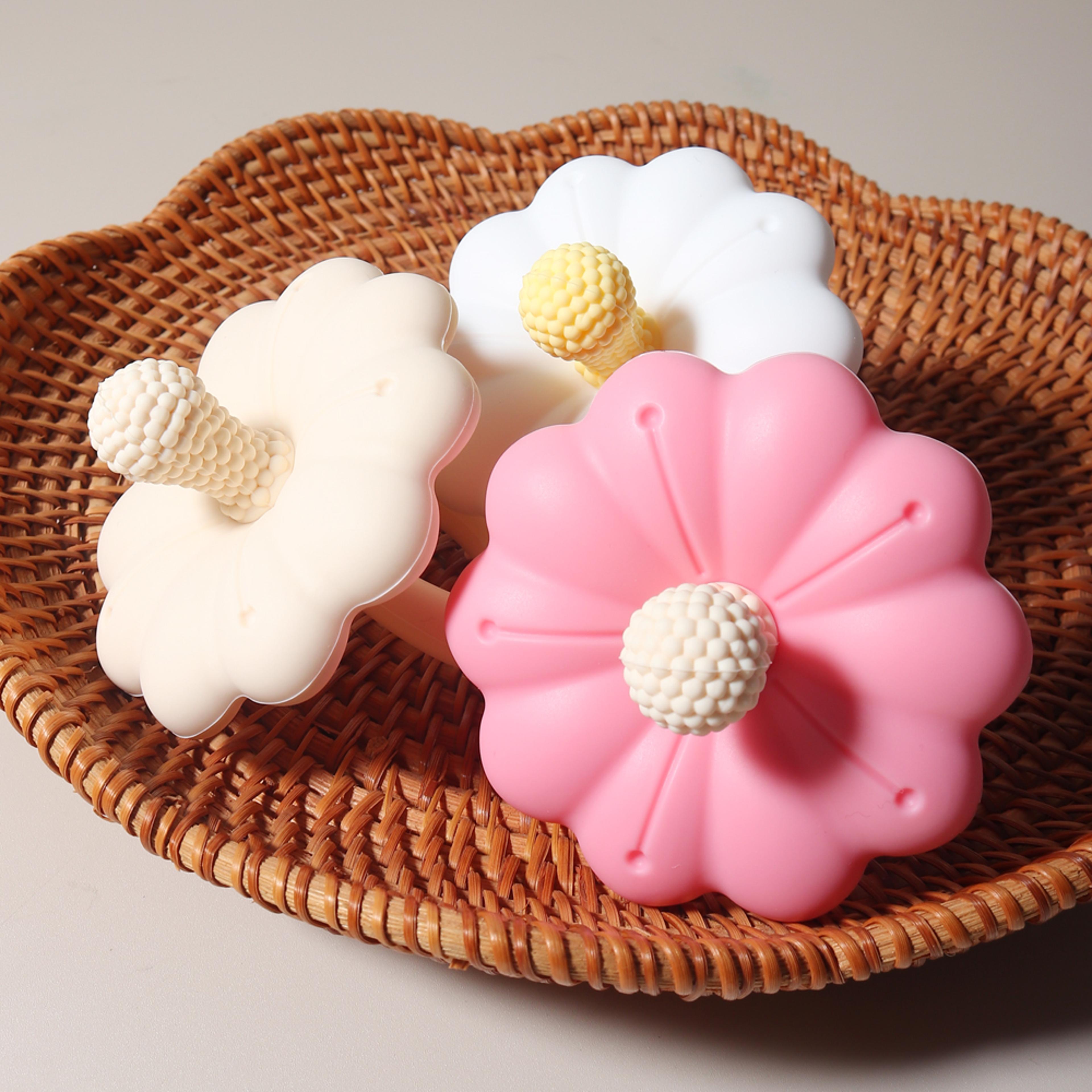 baby flower silicone teether bpa free baby teething toy for soothing gums