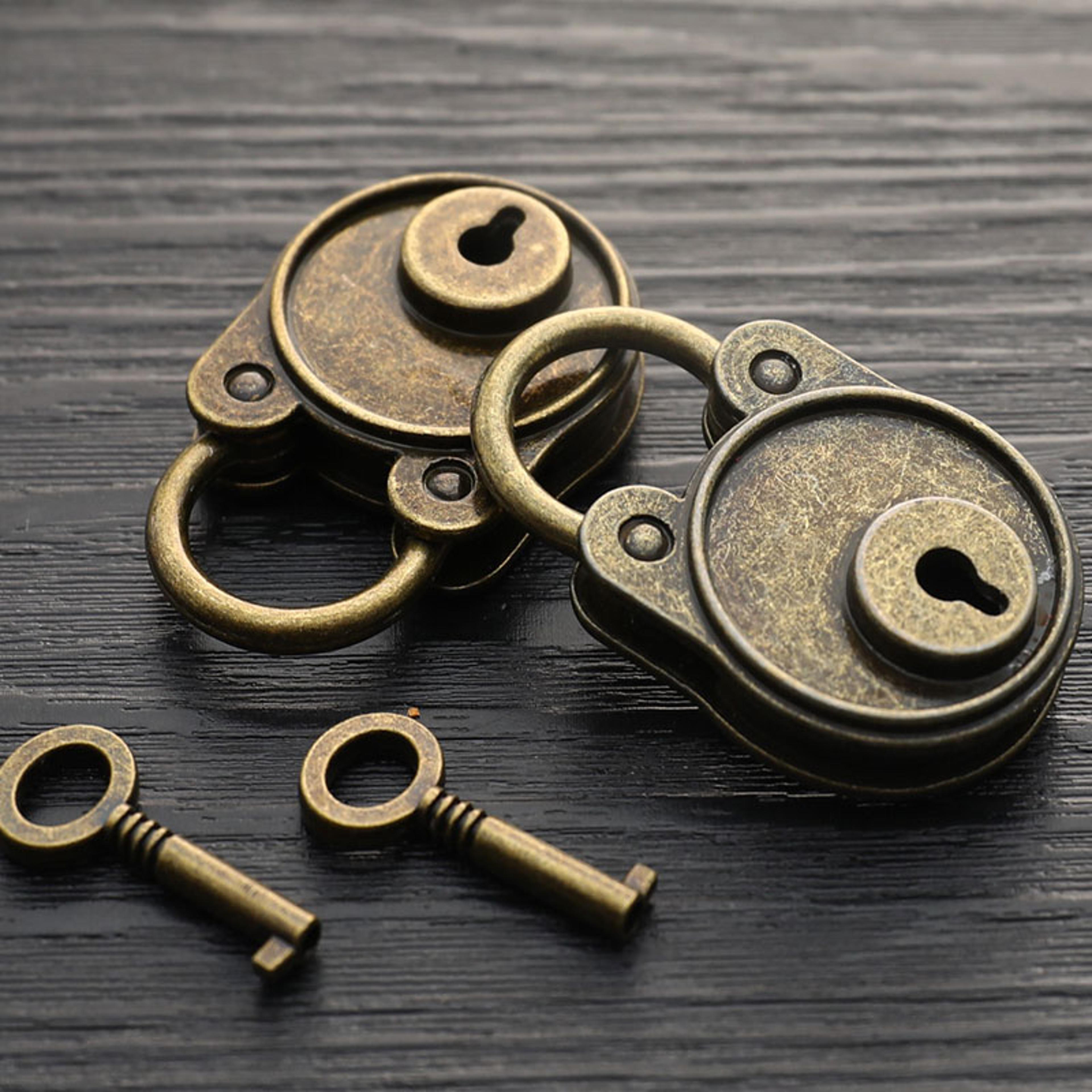 vintage chinese padlock with key for luggage, notebooks and bags