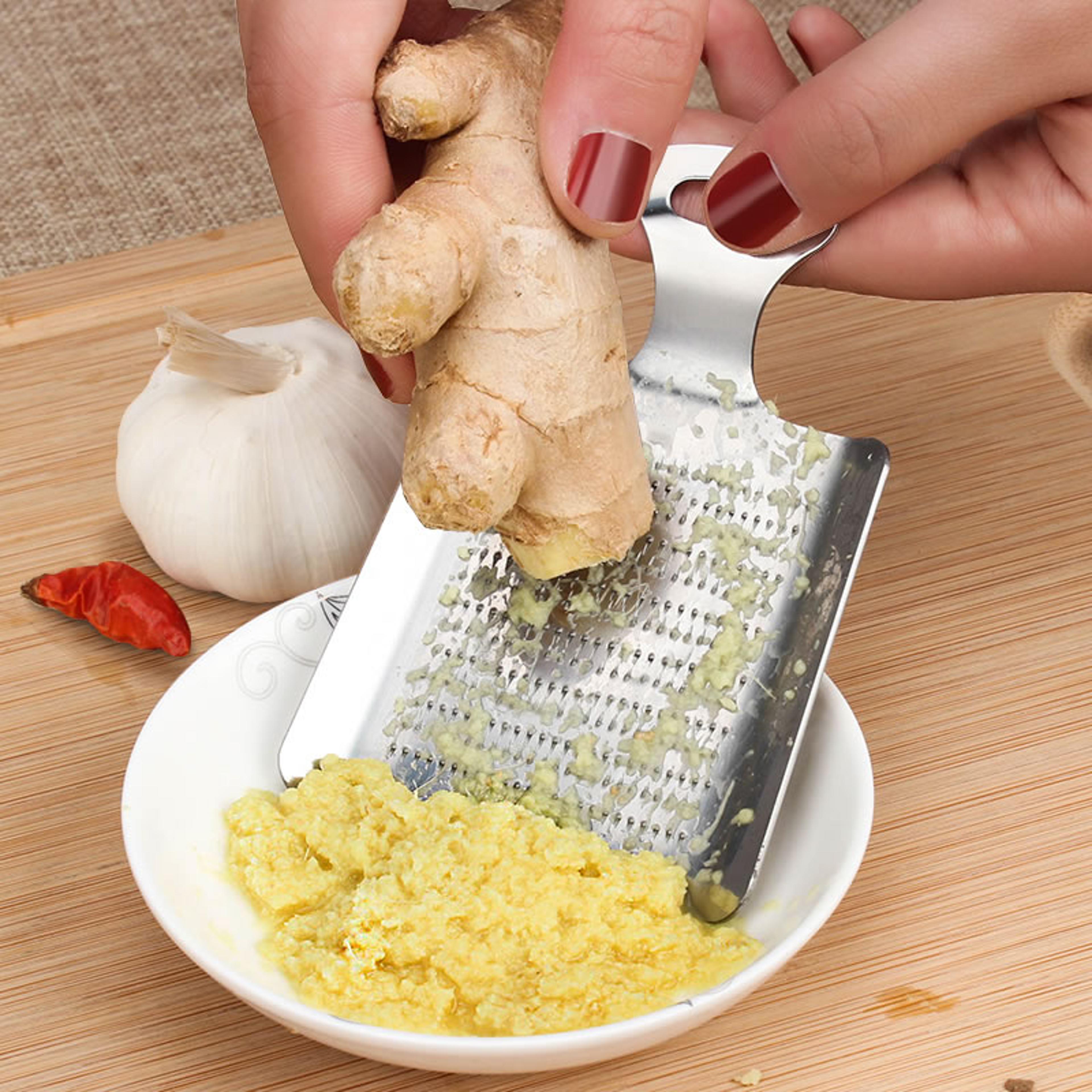 ginger garlic wasabi grater crusher: stainless steel kitchen tool for easy garlic press & peeling