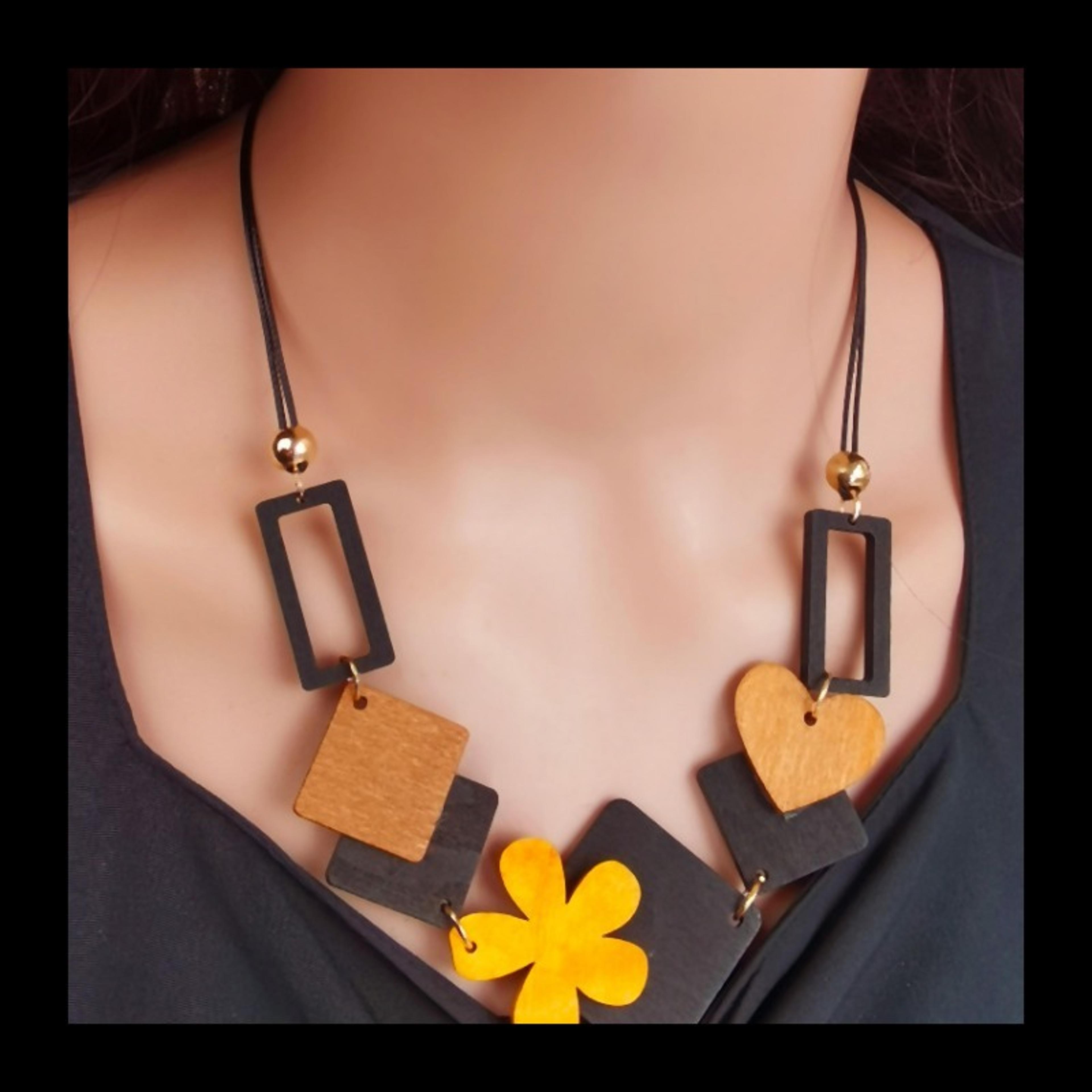 wooden pendant necklace with retro ethnic geometric bib necklace