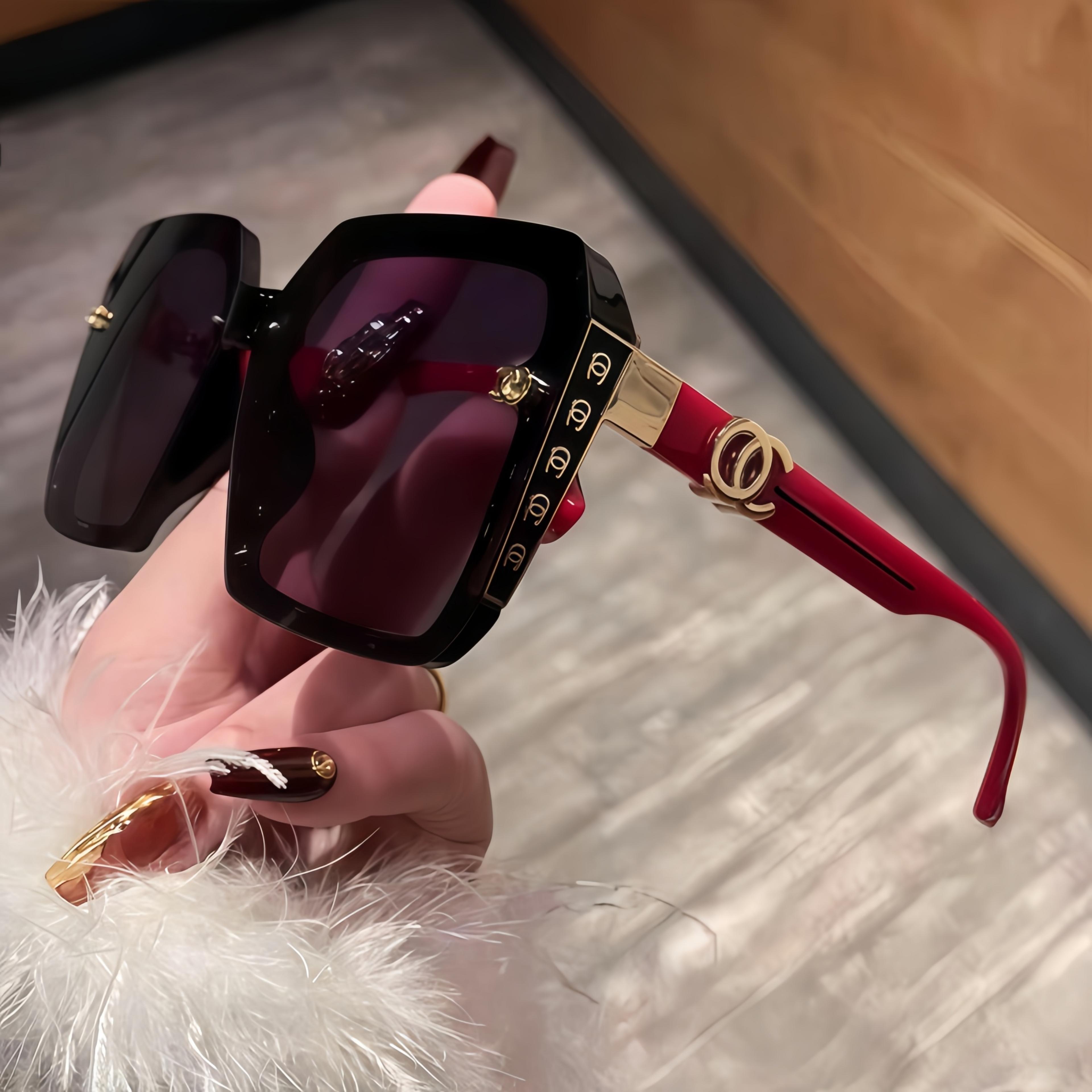 classic polarized sunglasses with uv protection and premium leather case for women