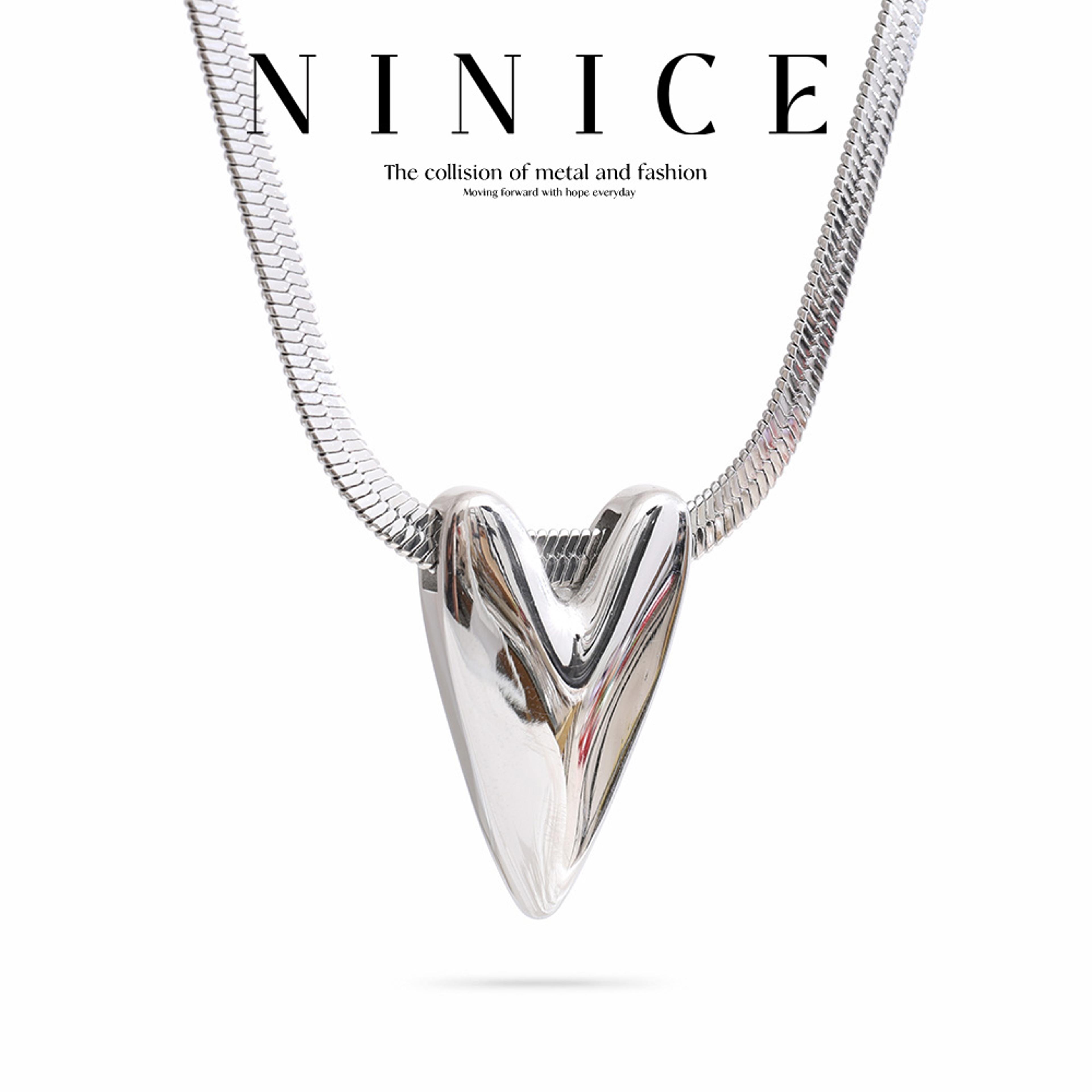 heart pendant necklace stainless steel waterproof romantic jewelry for women