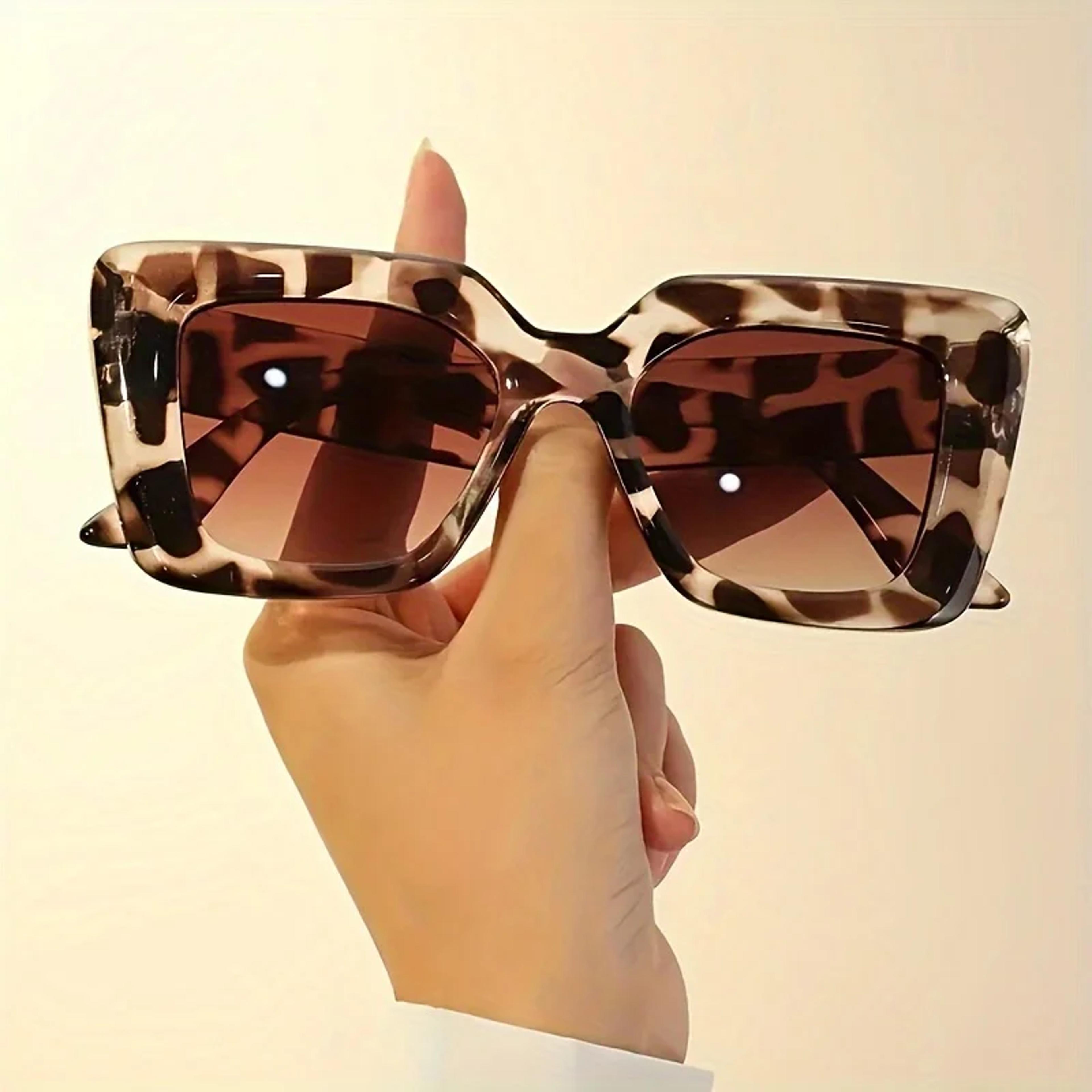 retro oversized rectangle glasses with leopard print frame for fashion & travel