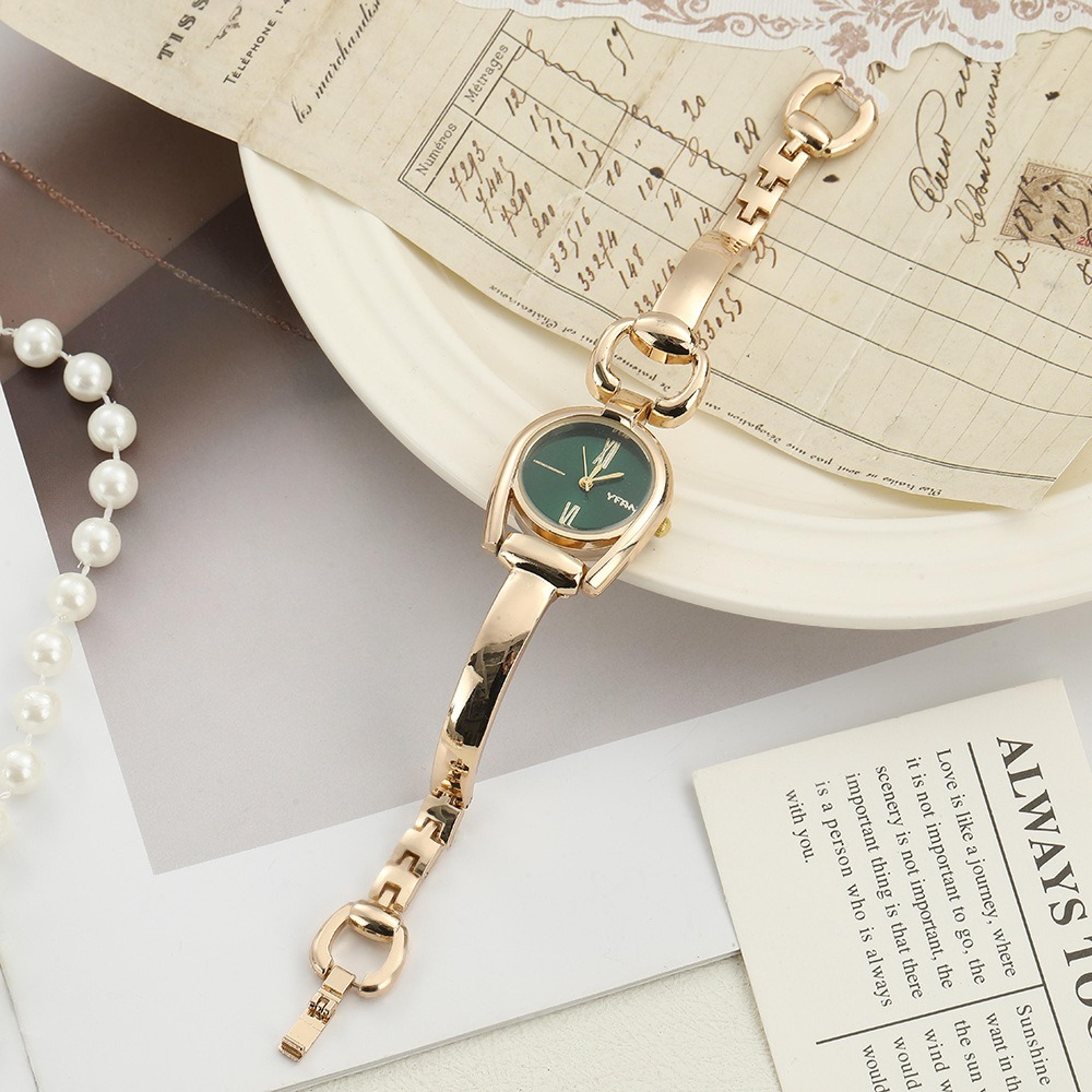 luxury women's bracelet watch with round dial elegant ladies quartz watch metal dress wristwatch