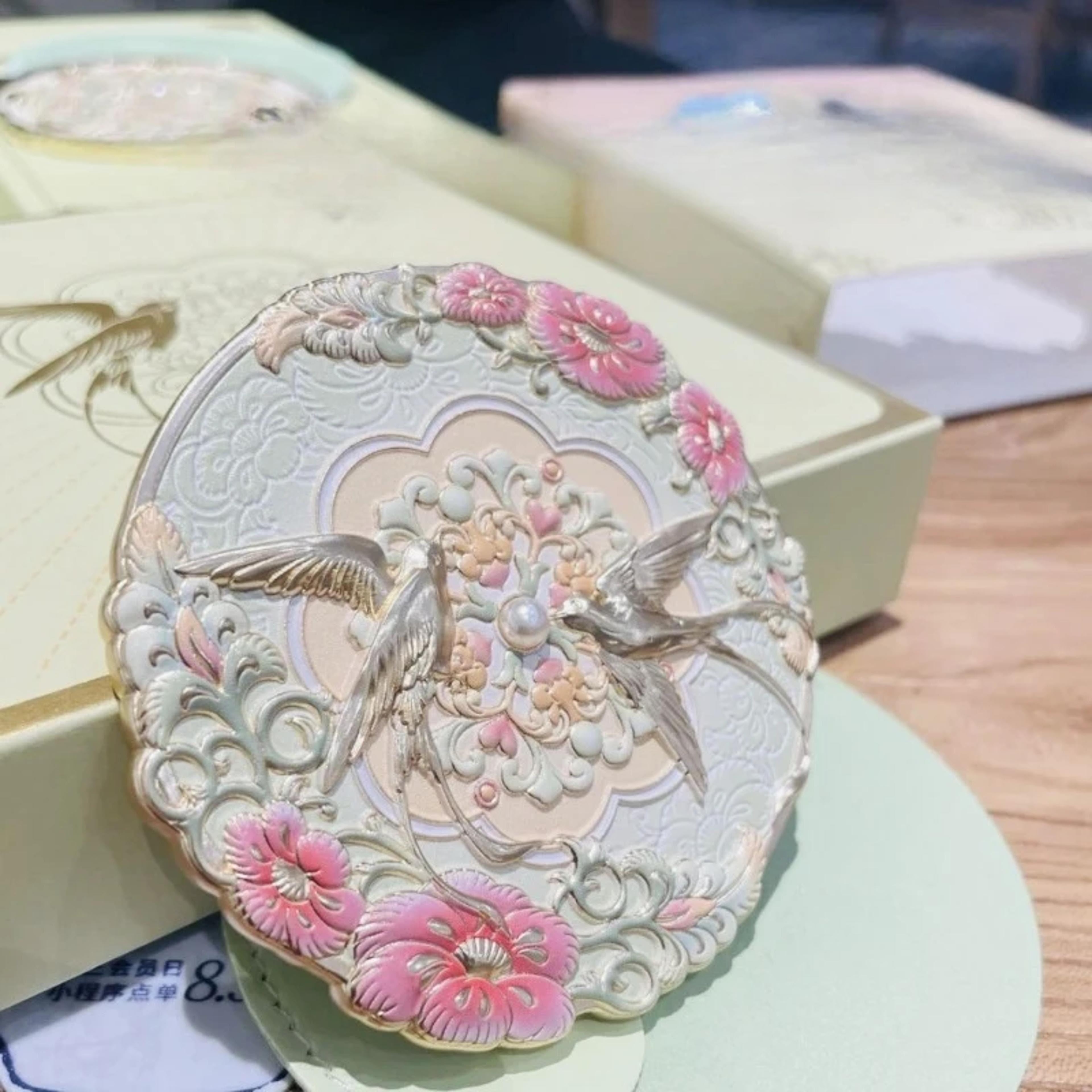 vintage chinese style compact makeup mirror with peony design portable pocket cosmetic mirror.