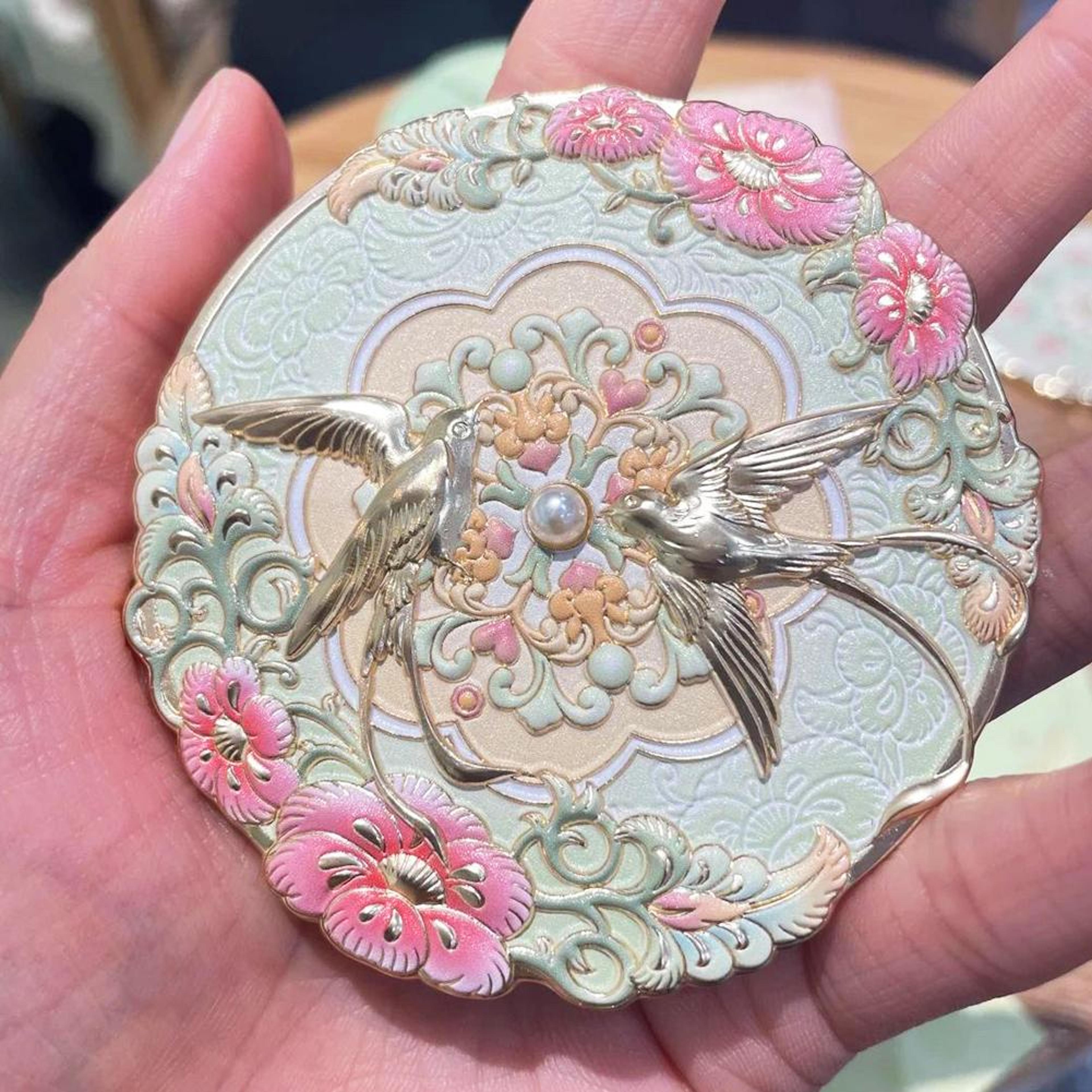 elegant chinese style compact makeup mirror with magnifying glass for travel purse & pocket