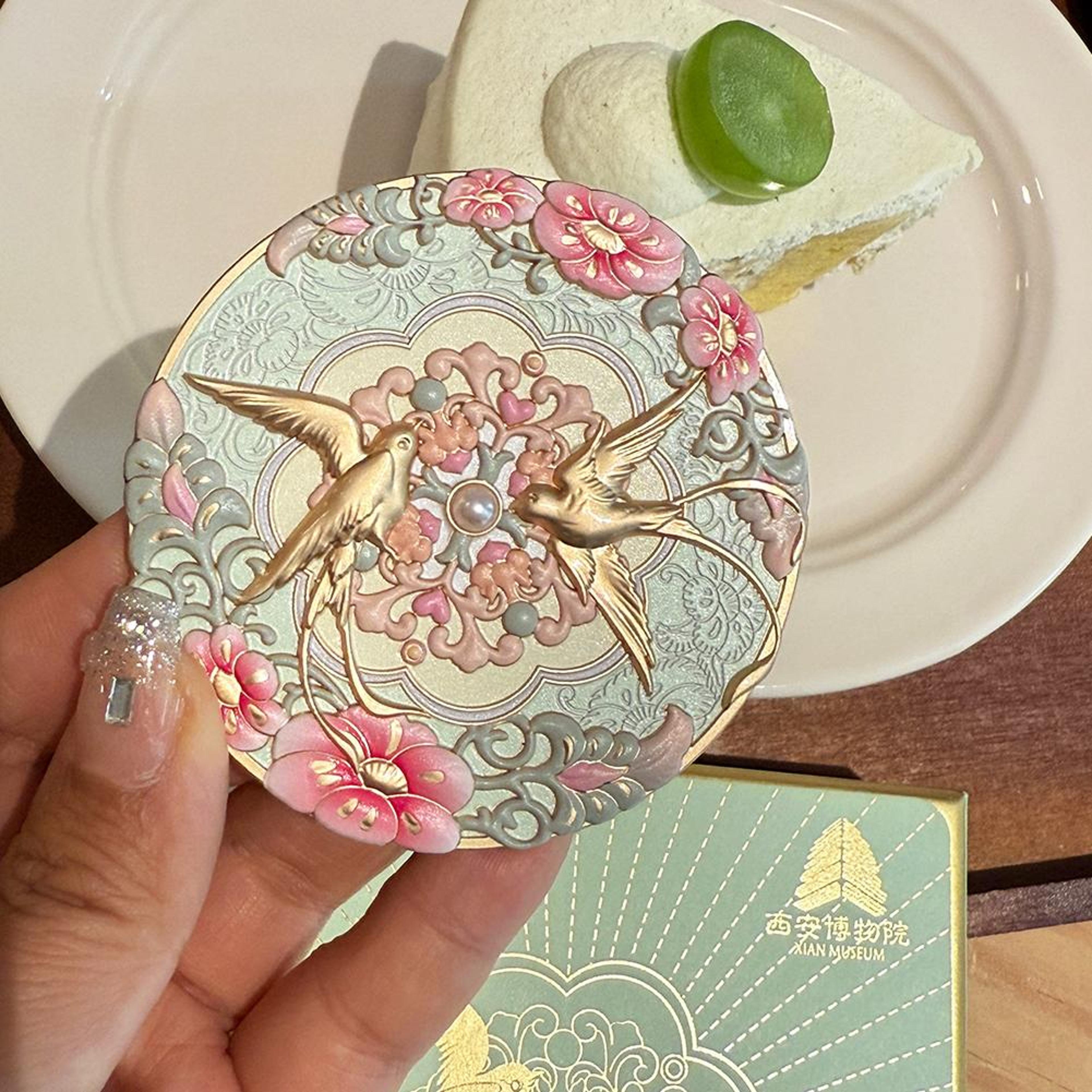vintage chinese style compact makeup mirror with embossed bird & floral design portable metal pocket mirror