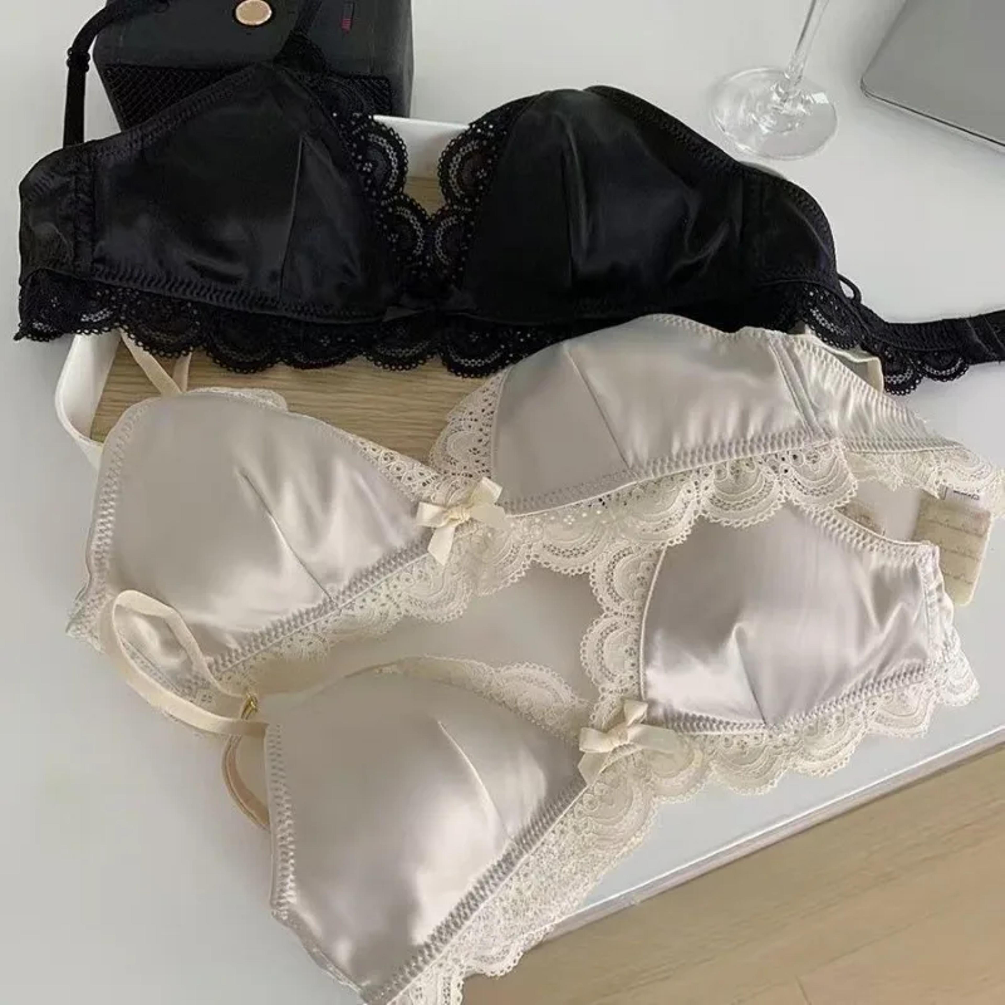 women's lace triangle cup push-up plunge bra with adjustable straps
