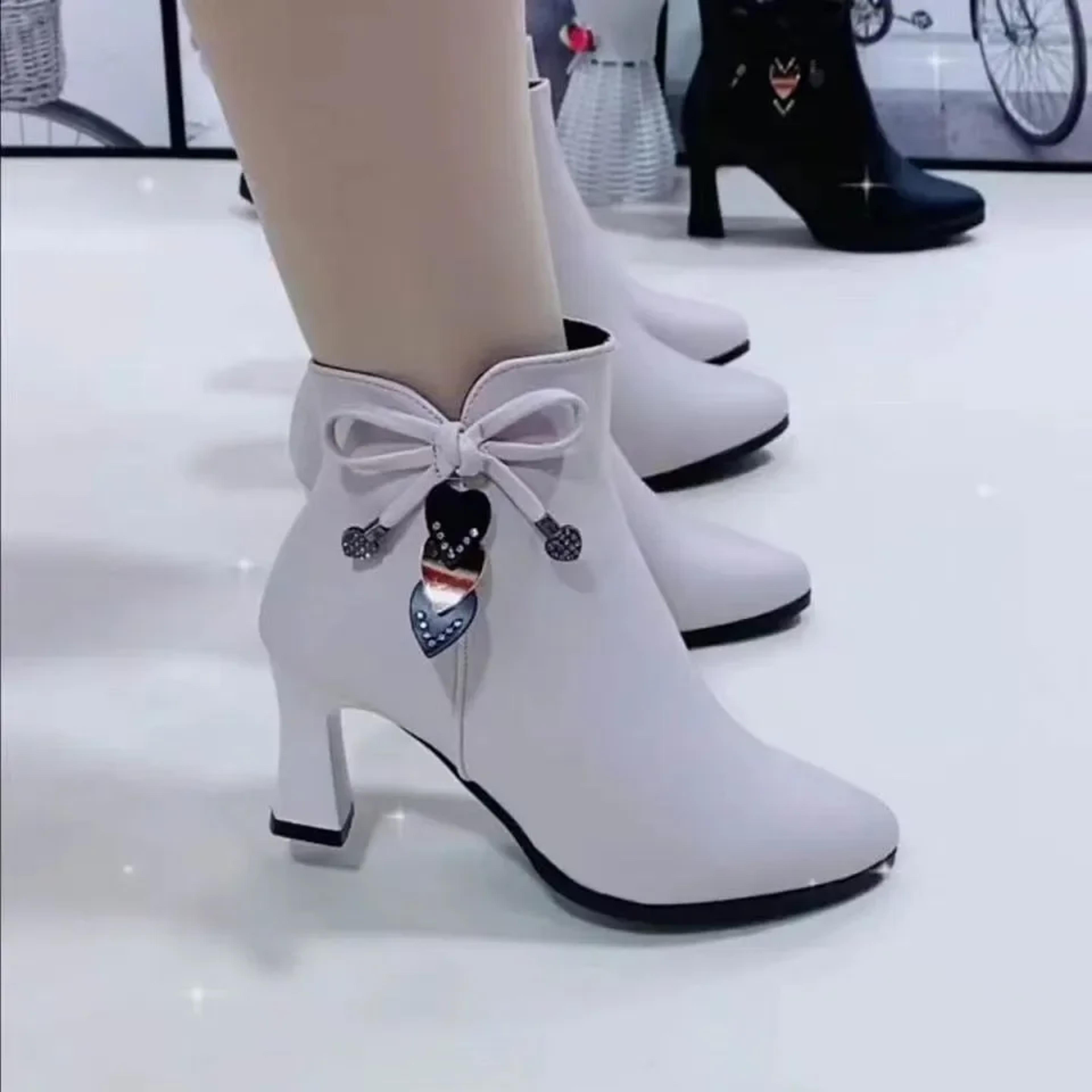 women's pointed toe high heel ankle boots with side zipper and square heel