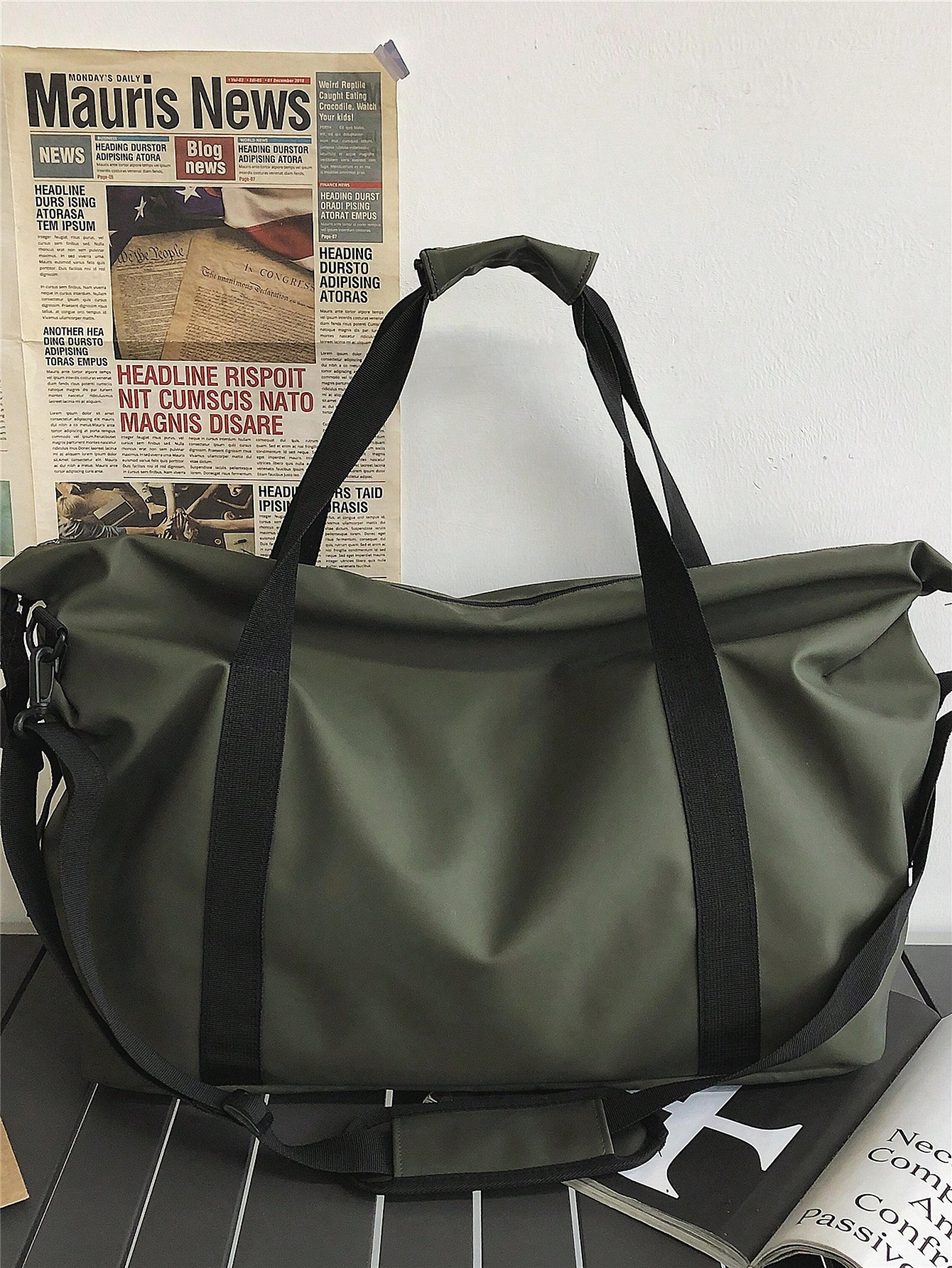 large capacity travel duffel bag lightweight gym sports crossbody shoulder bag
