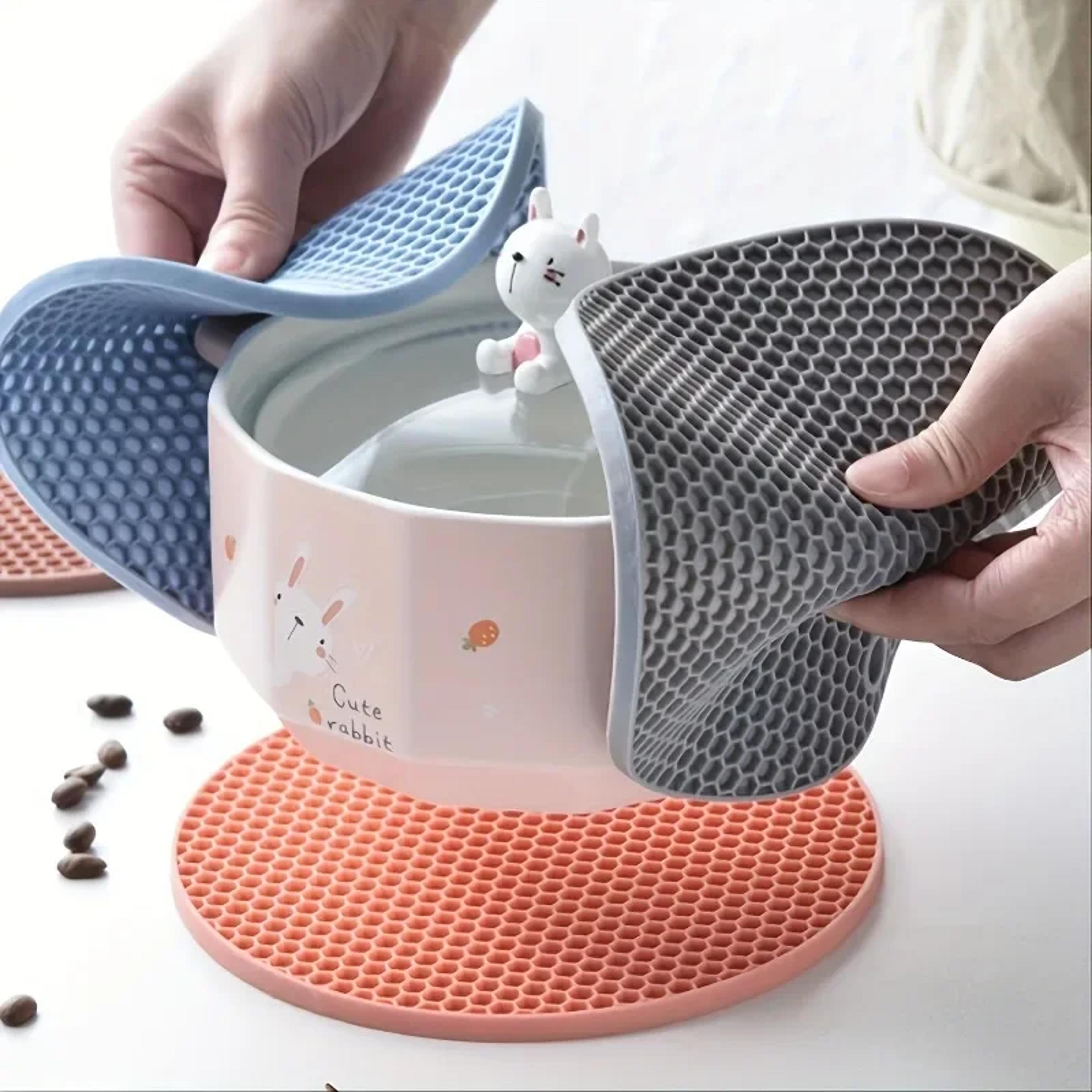 heatshield silicone trivet mat non slip heat resistant placemat for pots cups & kitchen counters
