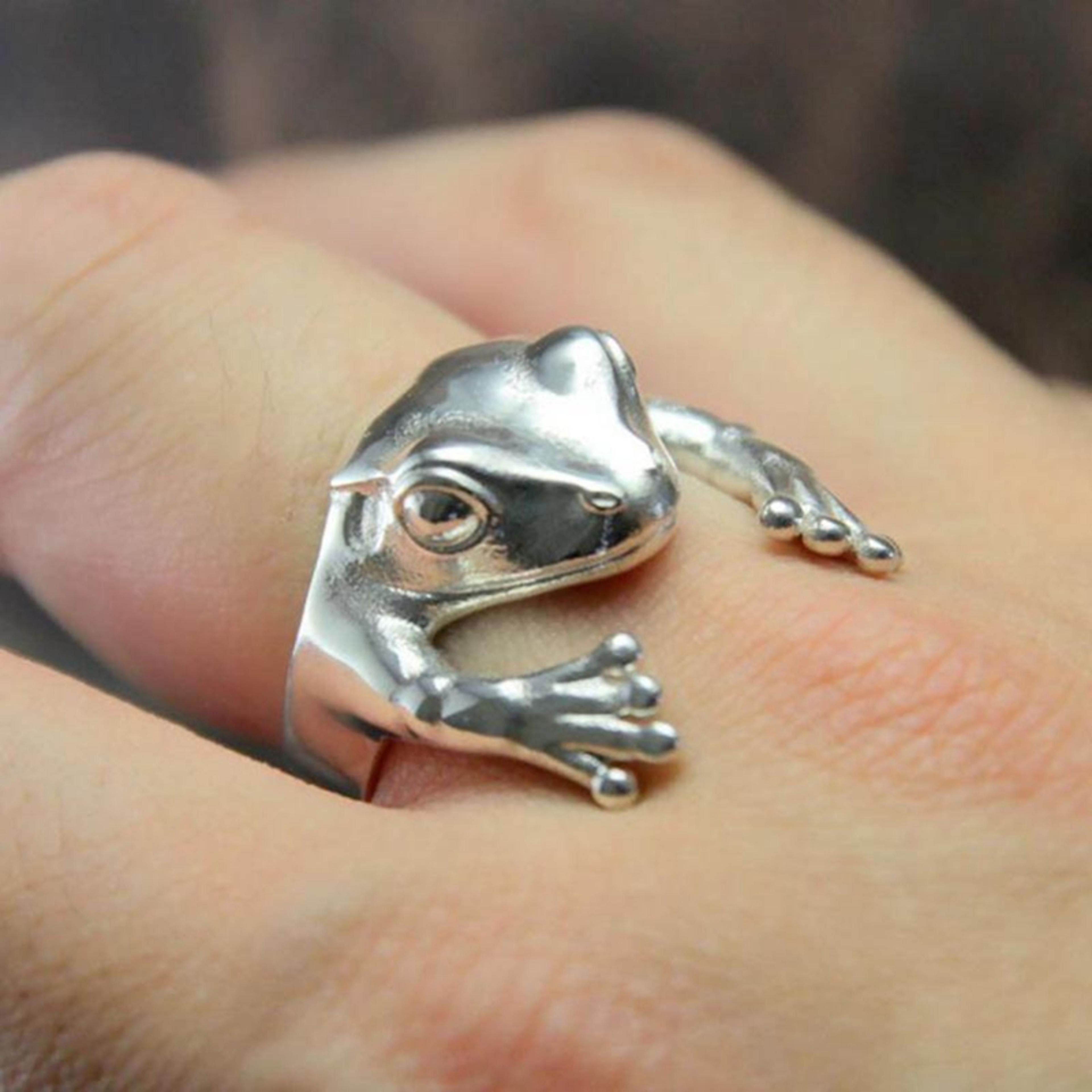 artistic retro frog & toad resizable rings - unisex silver statement gift for men & women