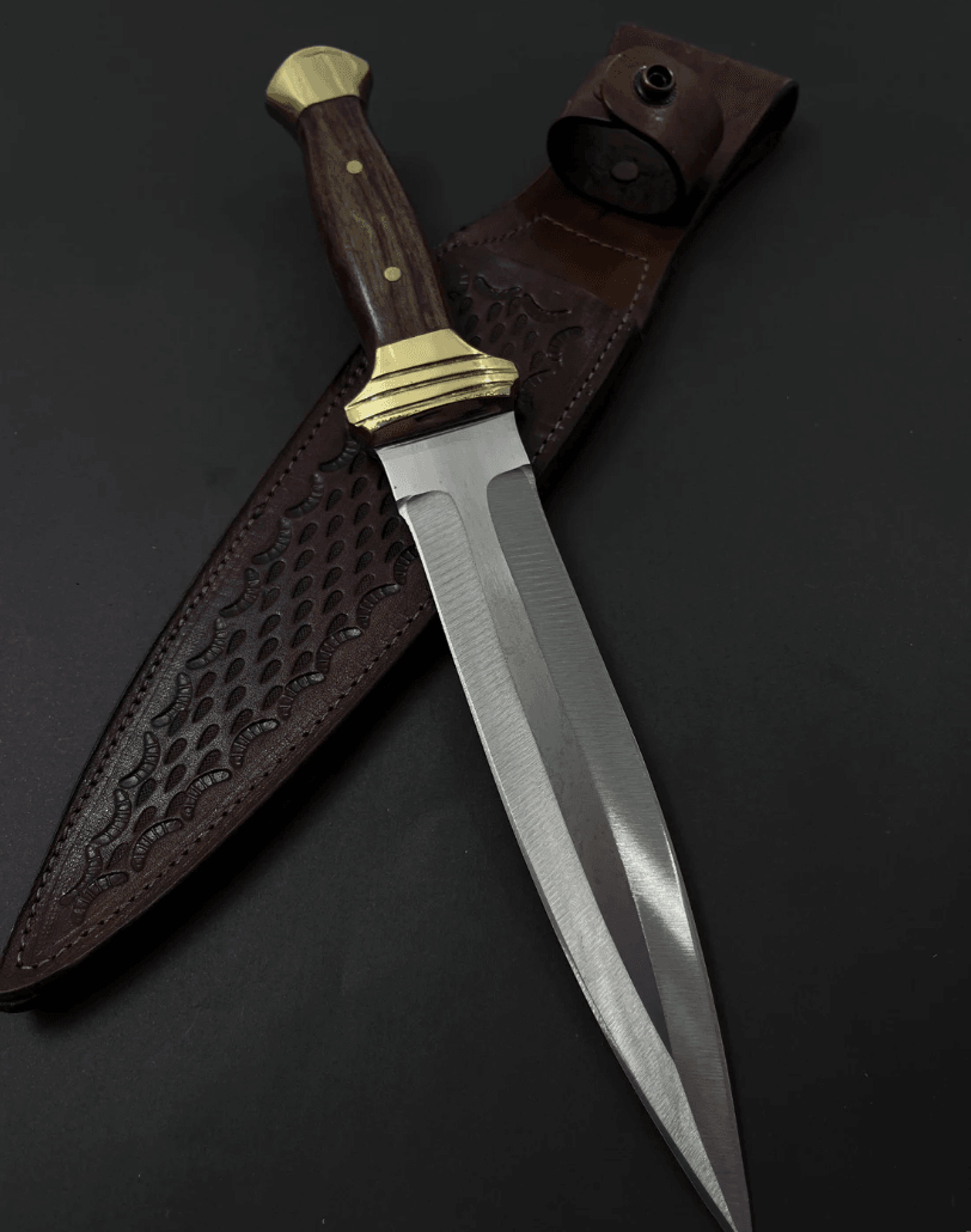 13 handmade fairbairn sykes dagger with walnut handle 4116 stainless steel leather sheath