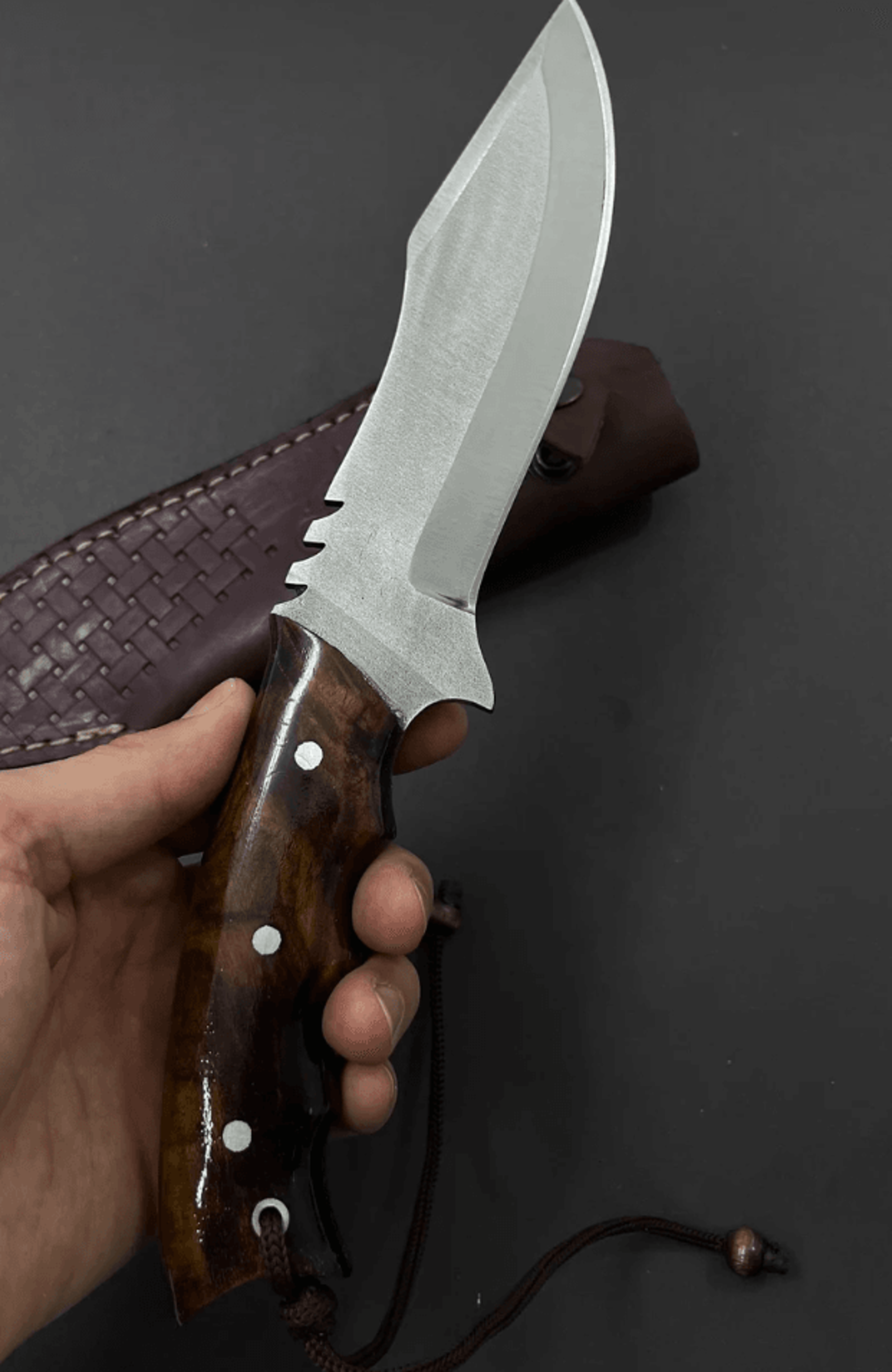 10.6 handmade full tang hunting knife with engraved 4116 german steel walnut grip leather sheath