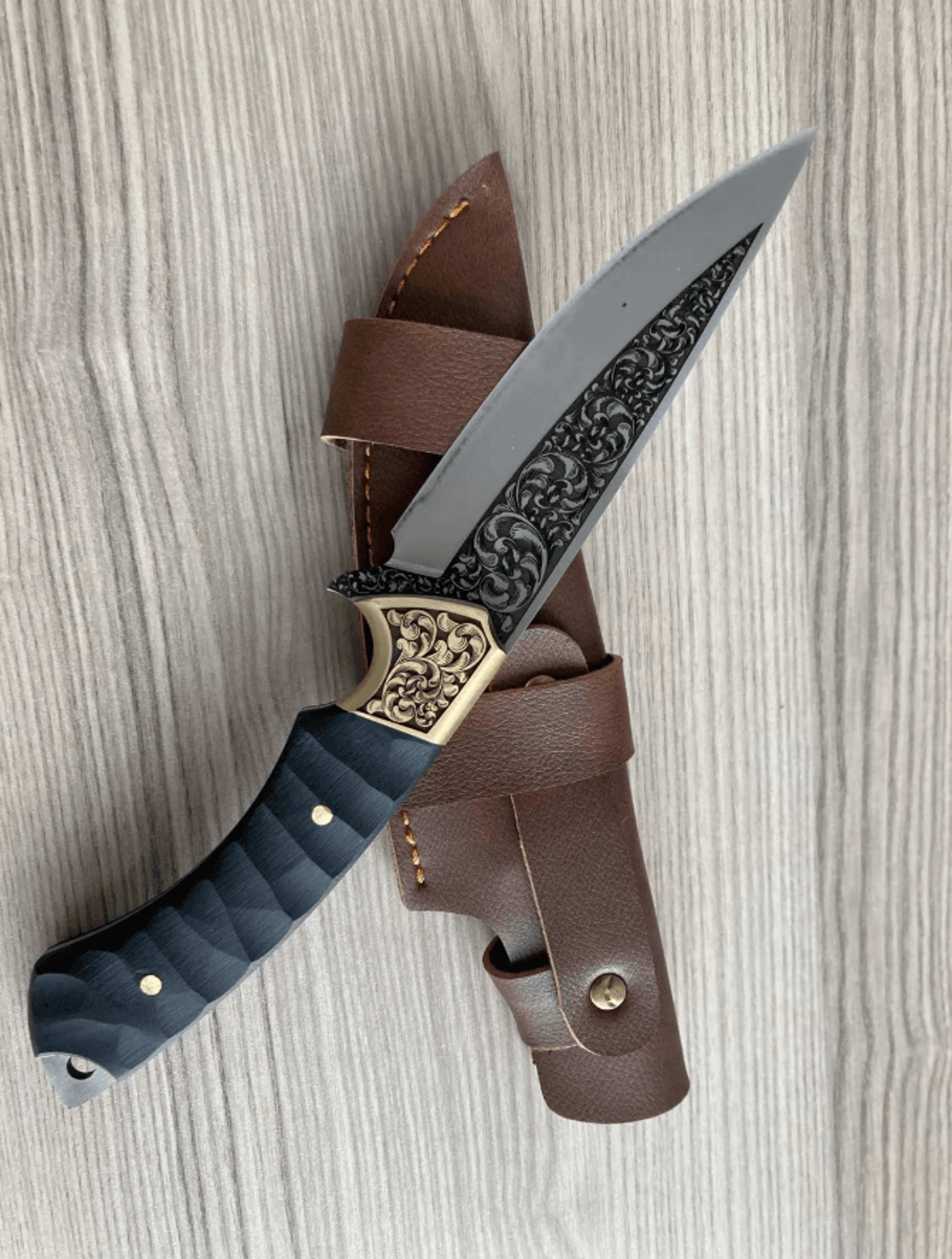 handmade bushcraft knife collectible camping knife with leather sheath | collectible | outdoor | gift | display