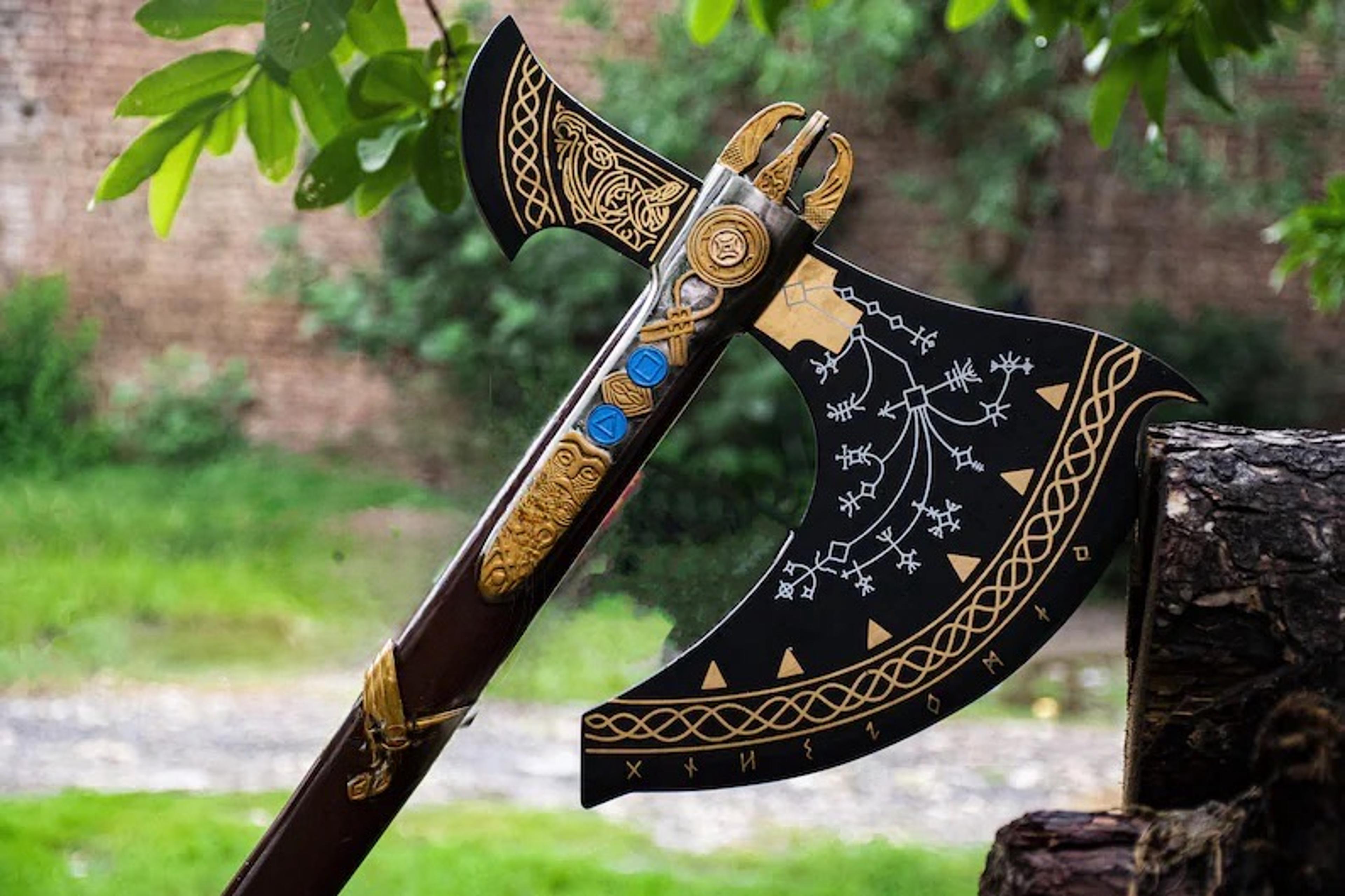 god of war leviathan axe, handmade leviathan axe replica, kratos axe, leviathan axe, kratos cosplay