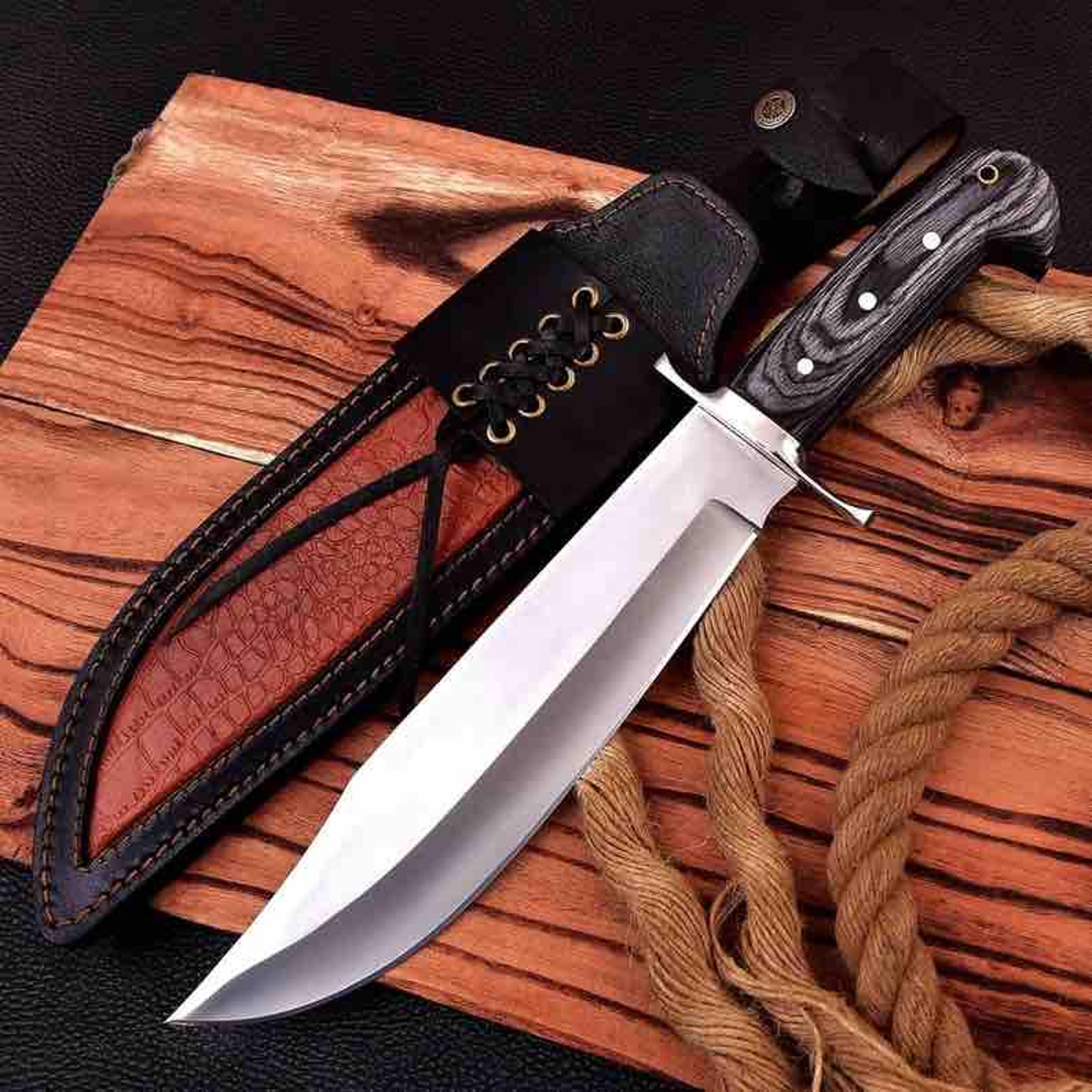 handmade hunting bowie knife , d2 steel hunting knife , outdoors knife , christmas gift