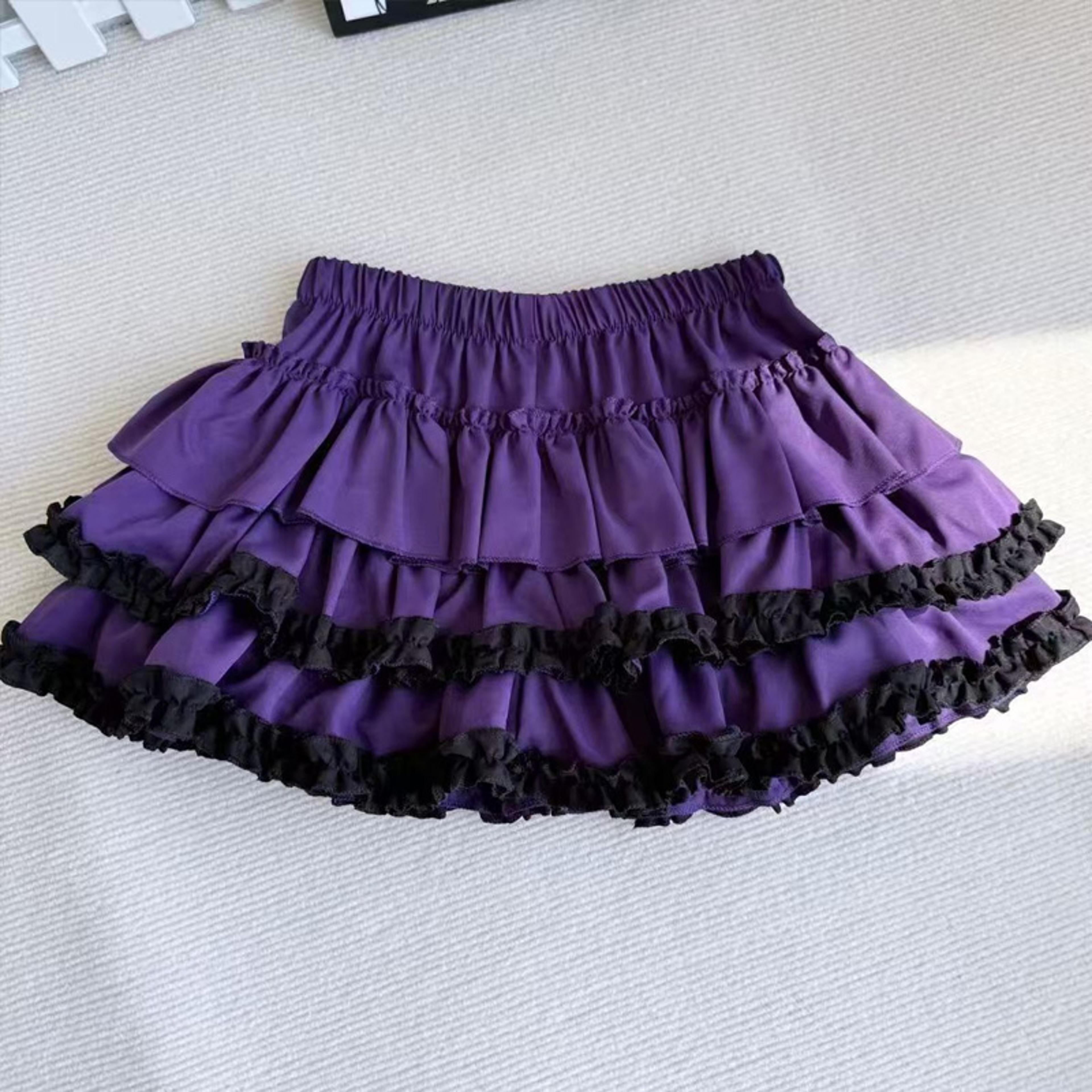 purple pumpkin cake skirt, mini skirt, sweet lolita fashion with fluffy white lace and pleats