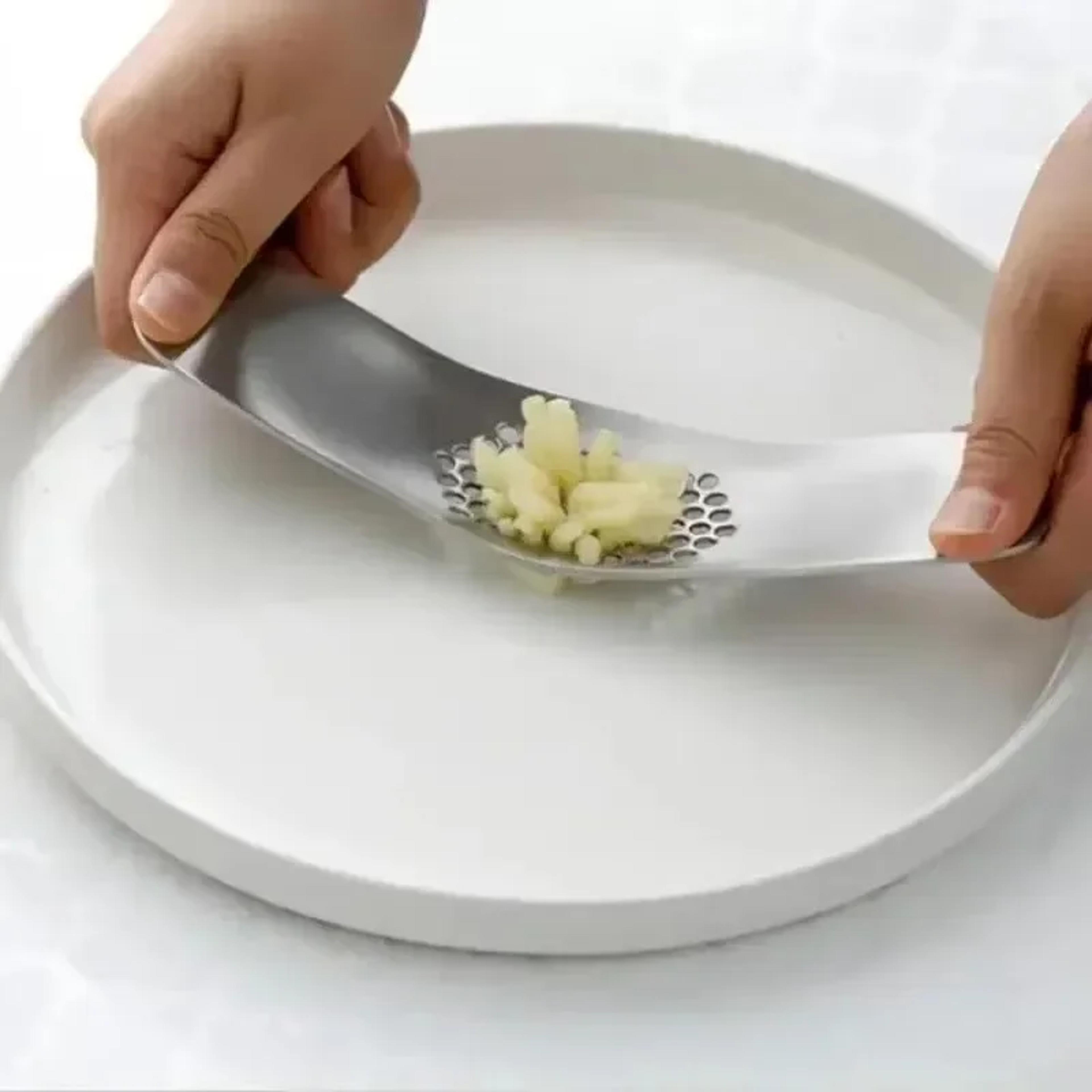 stainless steel garlic press easy manual garlic mincer kitchen tool