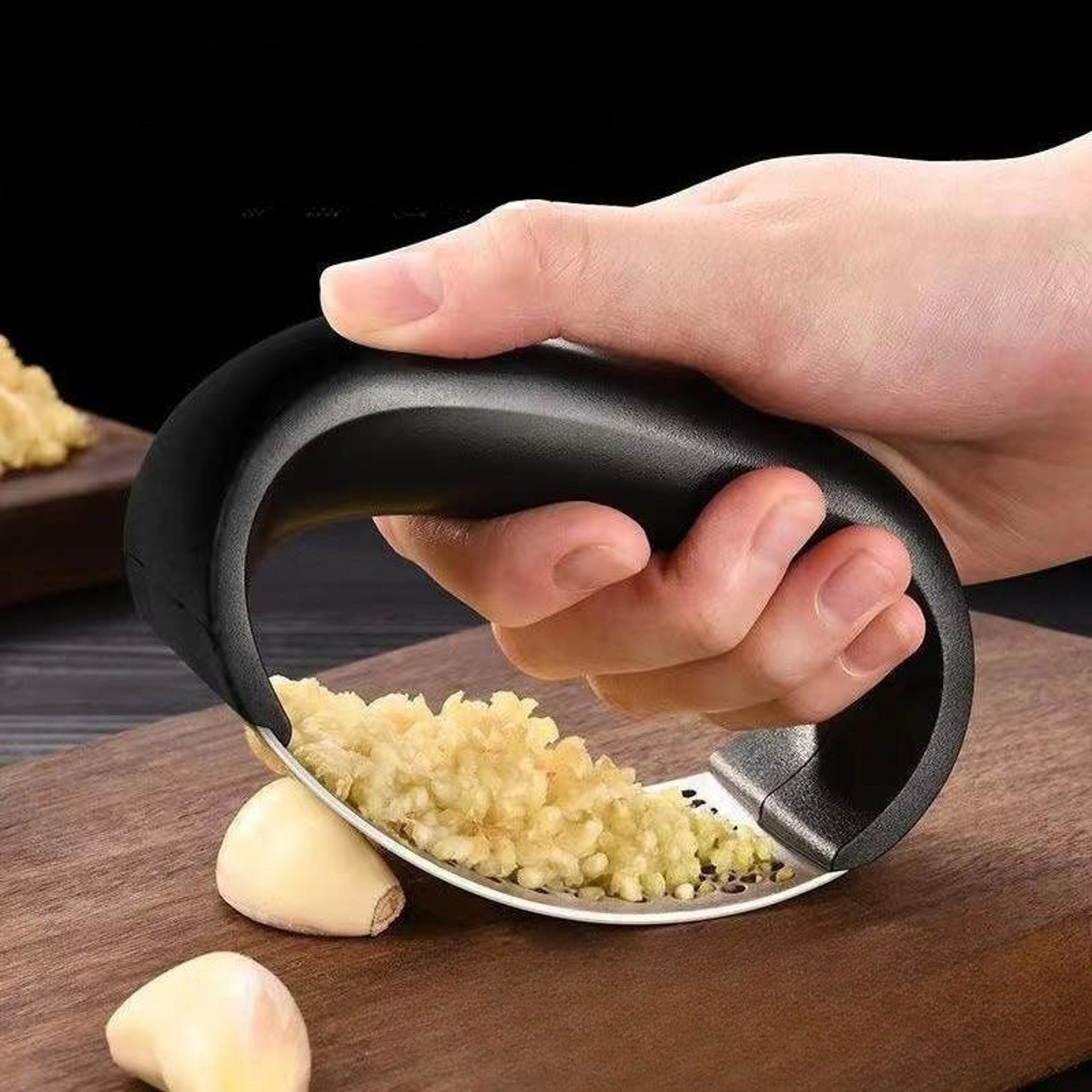stainless steel garlic press rocker manual garlic mincer for easy garlic and ginger prep