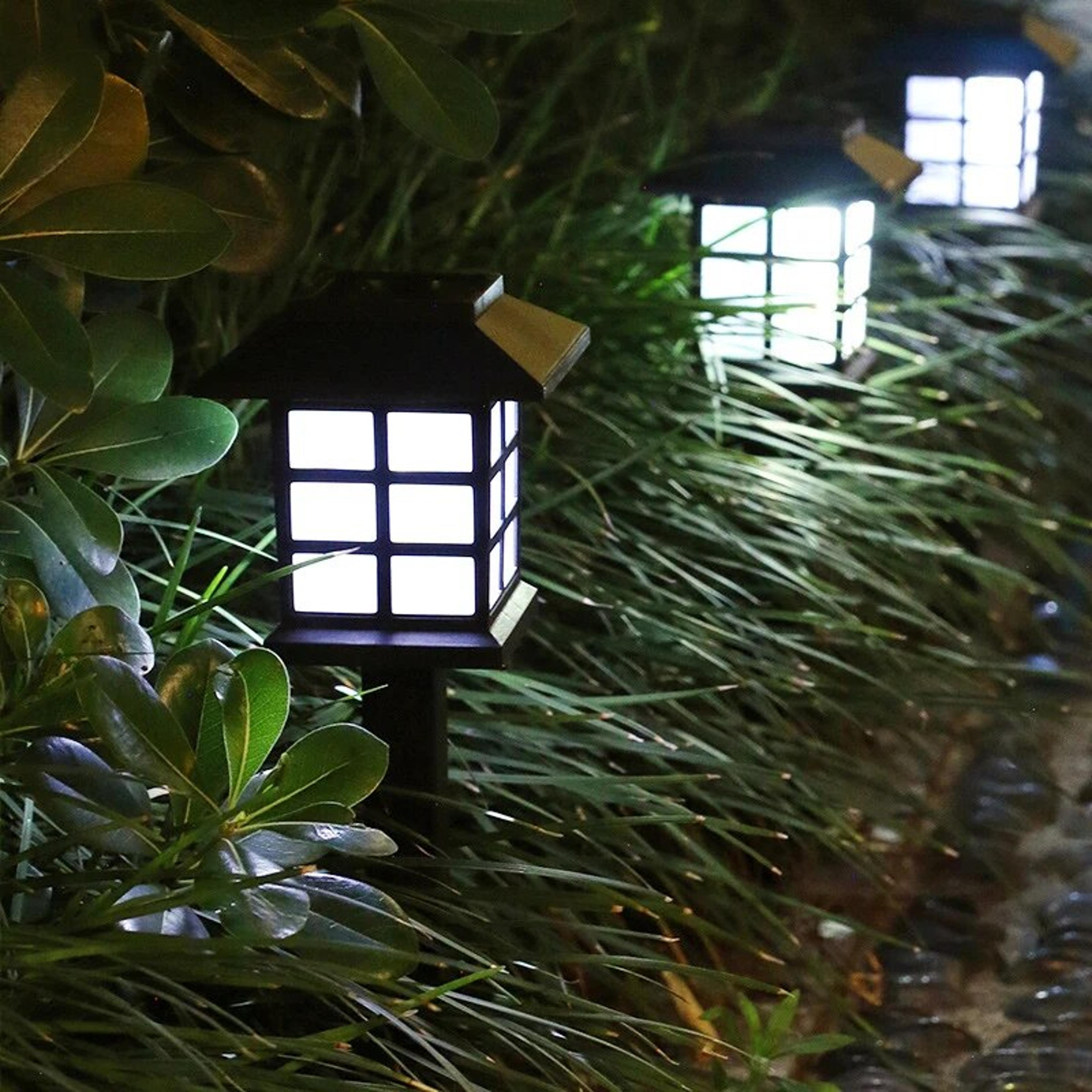 solar pathway lights for outdoor landscaping, waterproof garden & patio decor