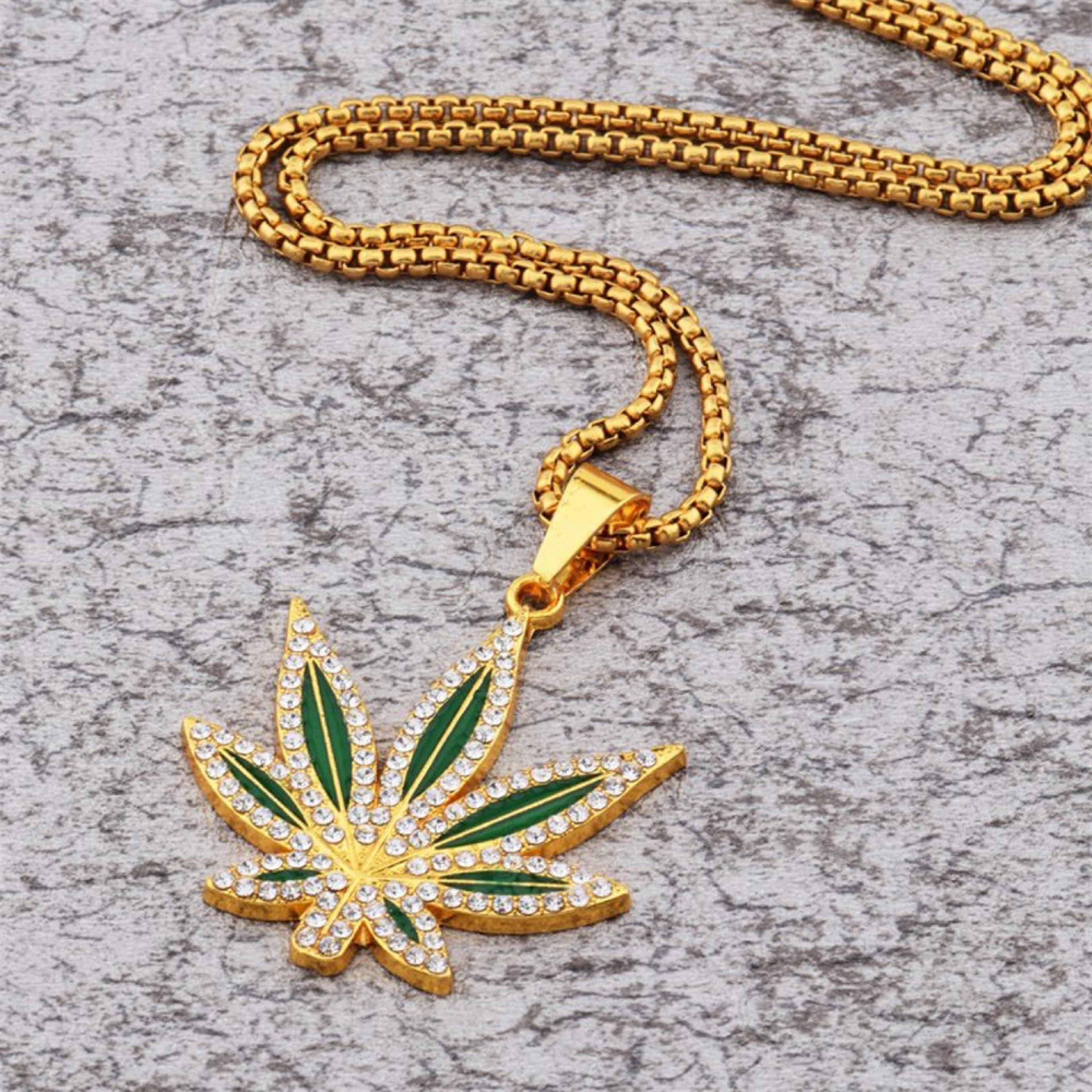 personalized punk hip hop maple leaf pendant necklace with diamond style detail