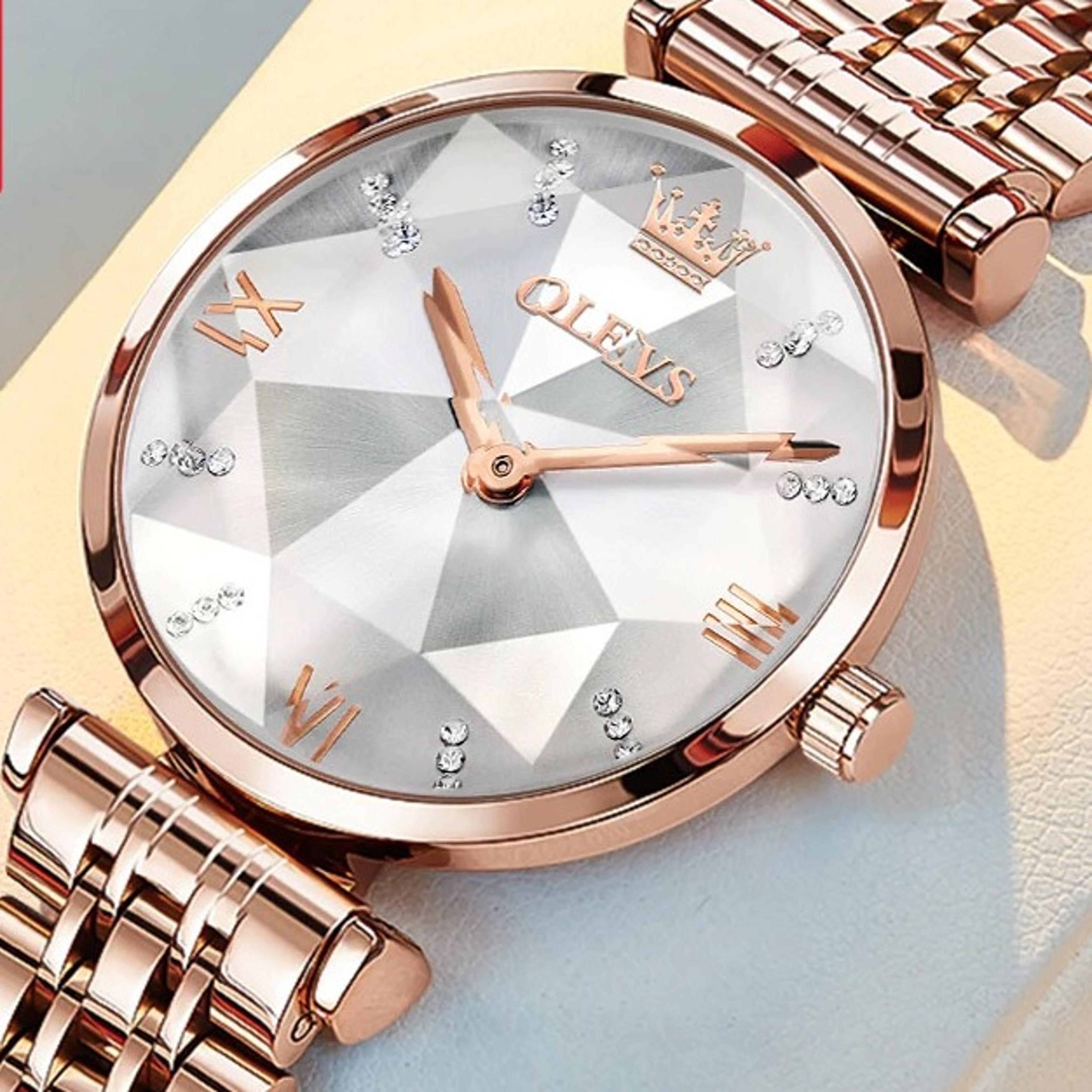 rose gold womens quartz watch with diamond glass and stainless steel strap