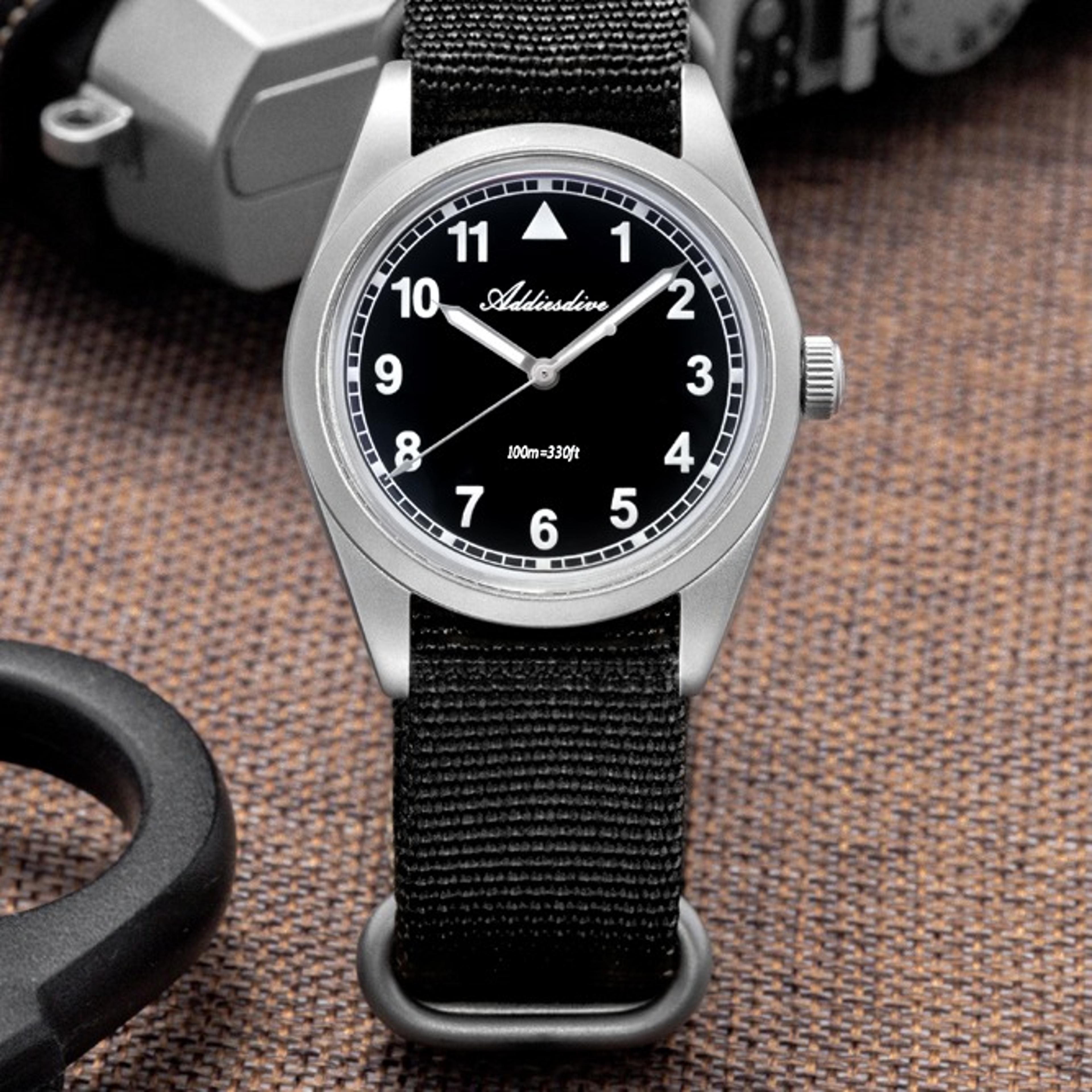mens stainless steel quartz watch waterproof classic night light watch