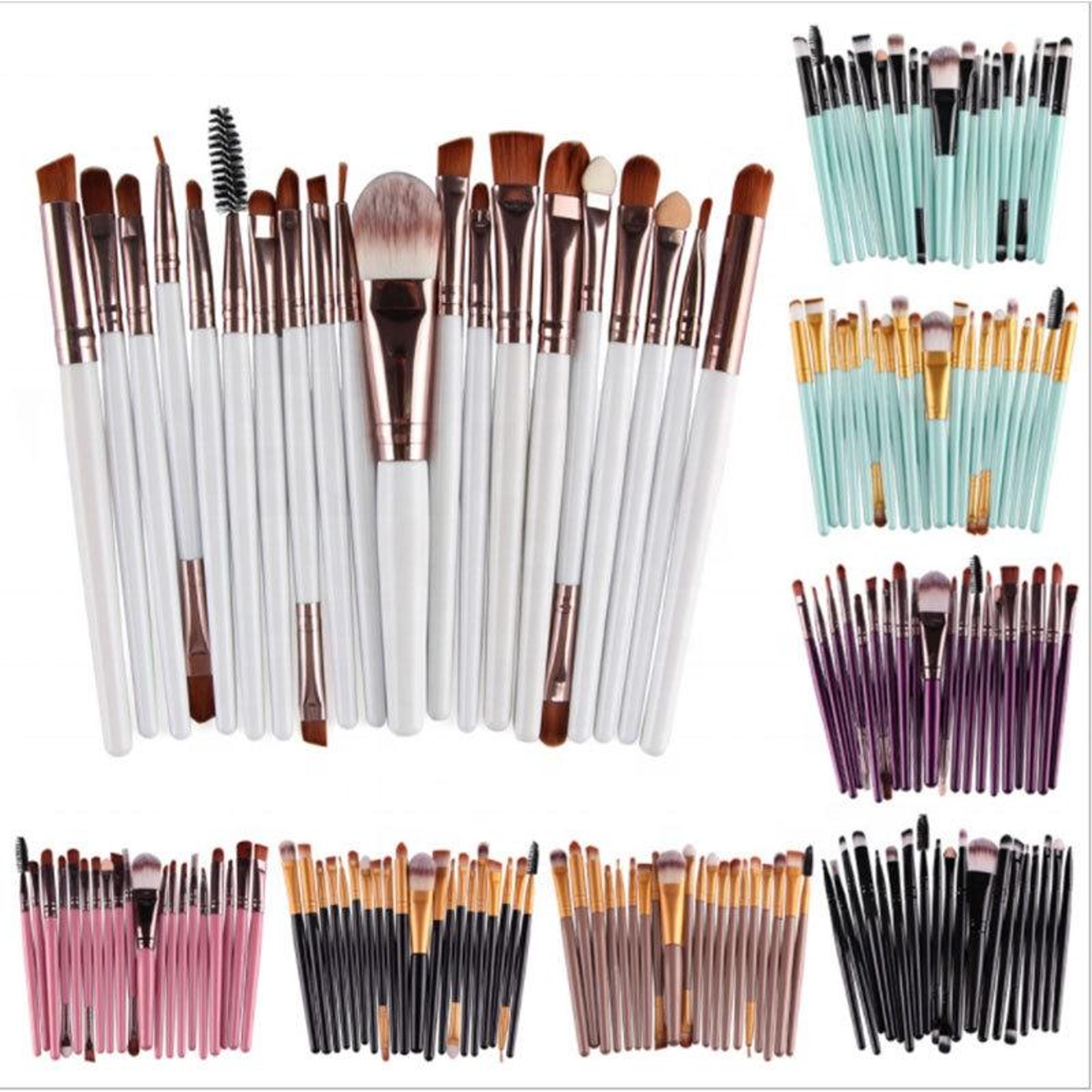 makeup brush set with wooden handles & soft nylon bristles for flawless beauty application