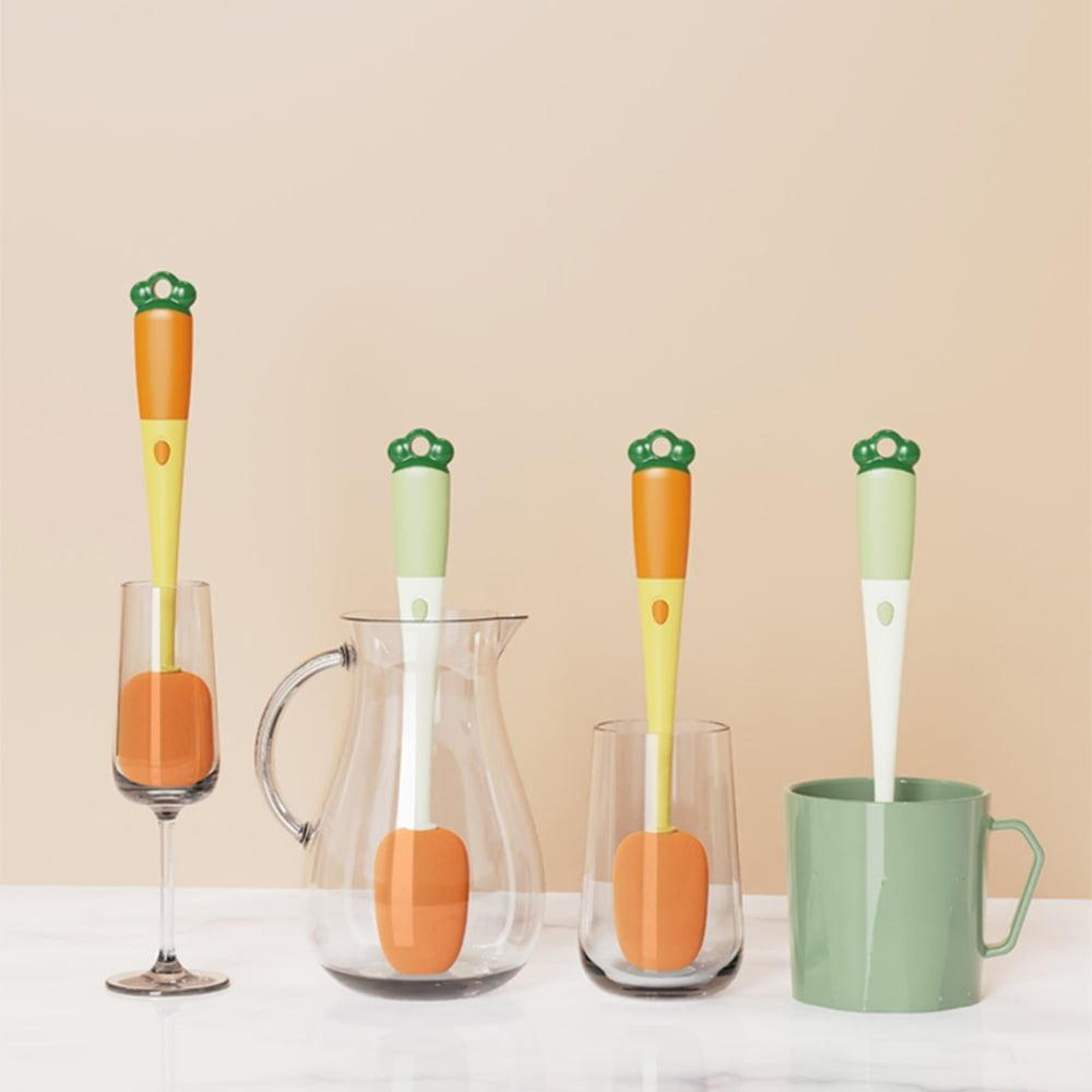 3 in 1 cup cleaning brush with long handle for bottles, lids & hard to reach grooves