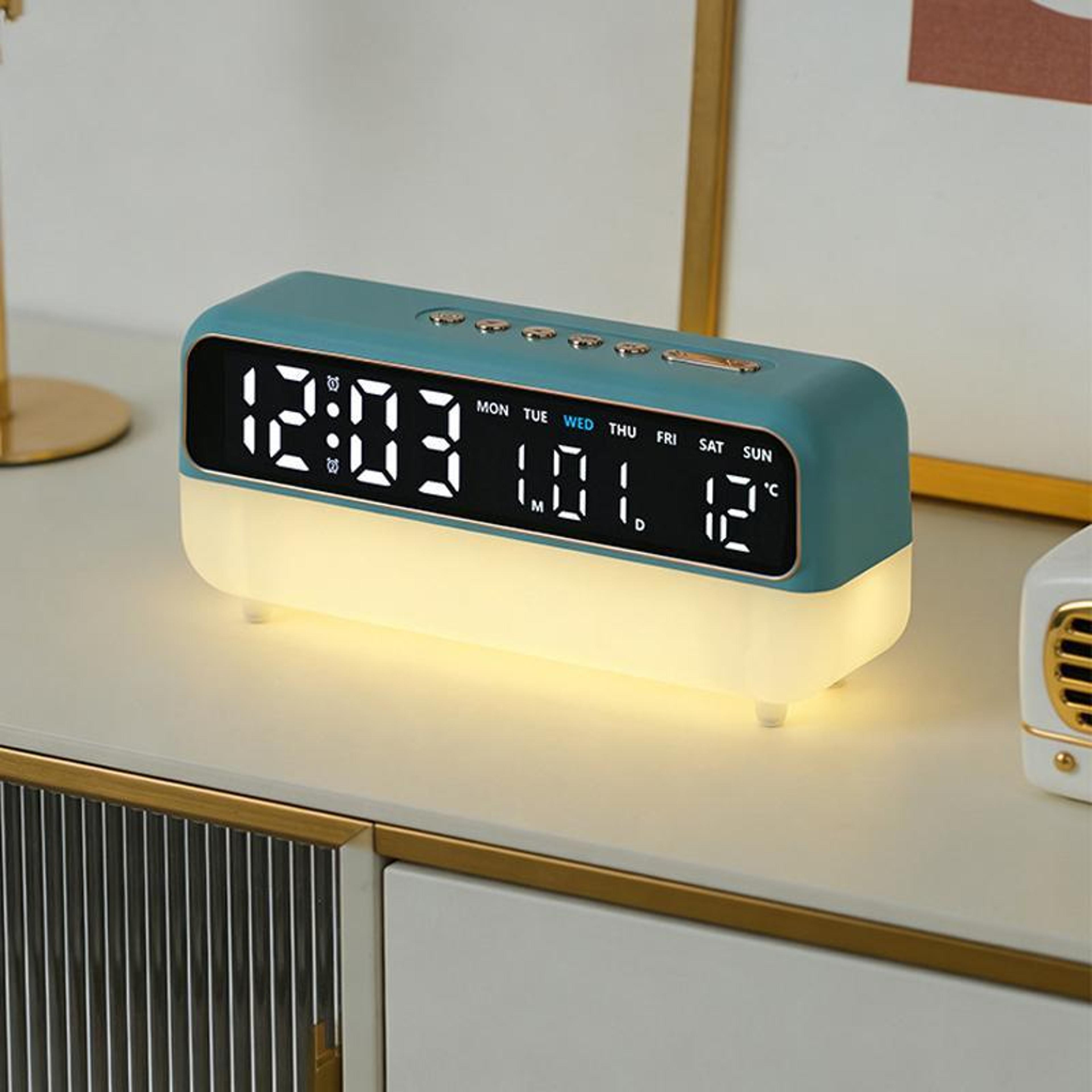 smartglow digital alarm clock with night light & usb charging