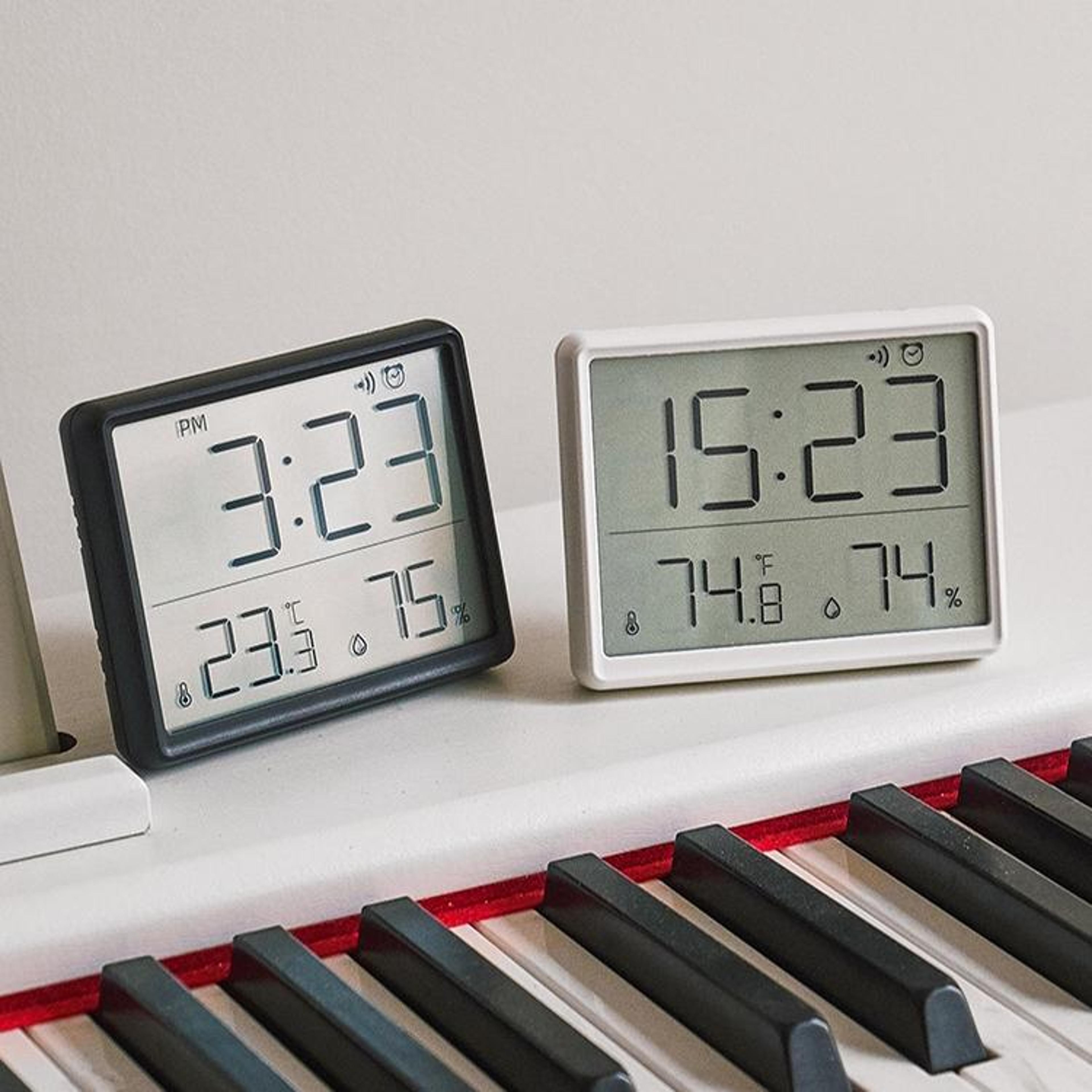 smart magnetic digital temperature clock with lcd display, alarm & humidity monitor
