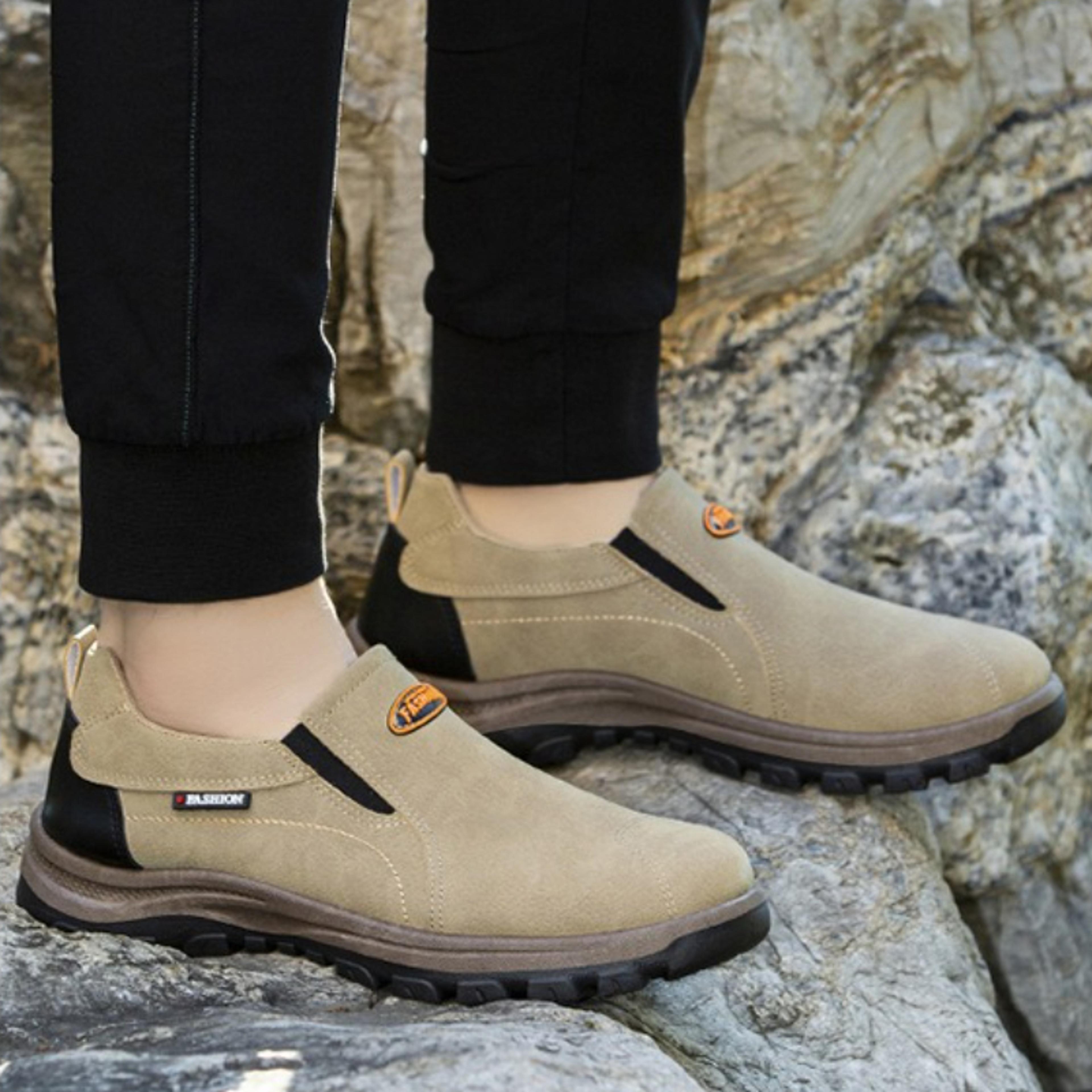 slip-on waterproof hiking shoes for men, casual mountain climbing shoes, wear-resistant spring outdoor sneakers