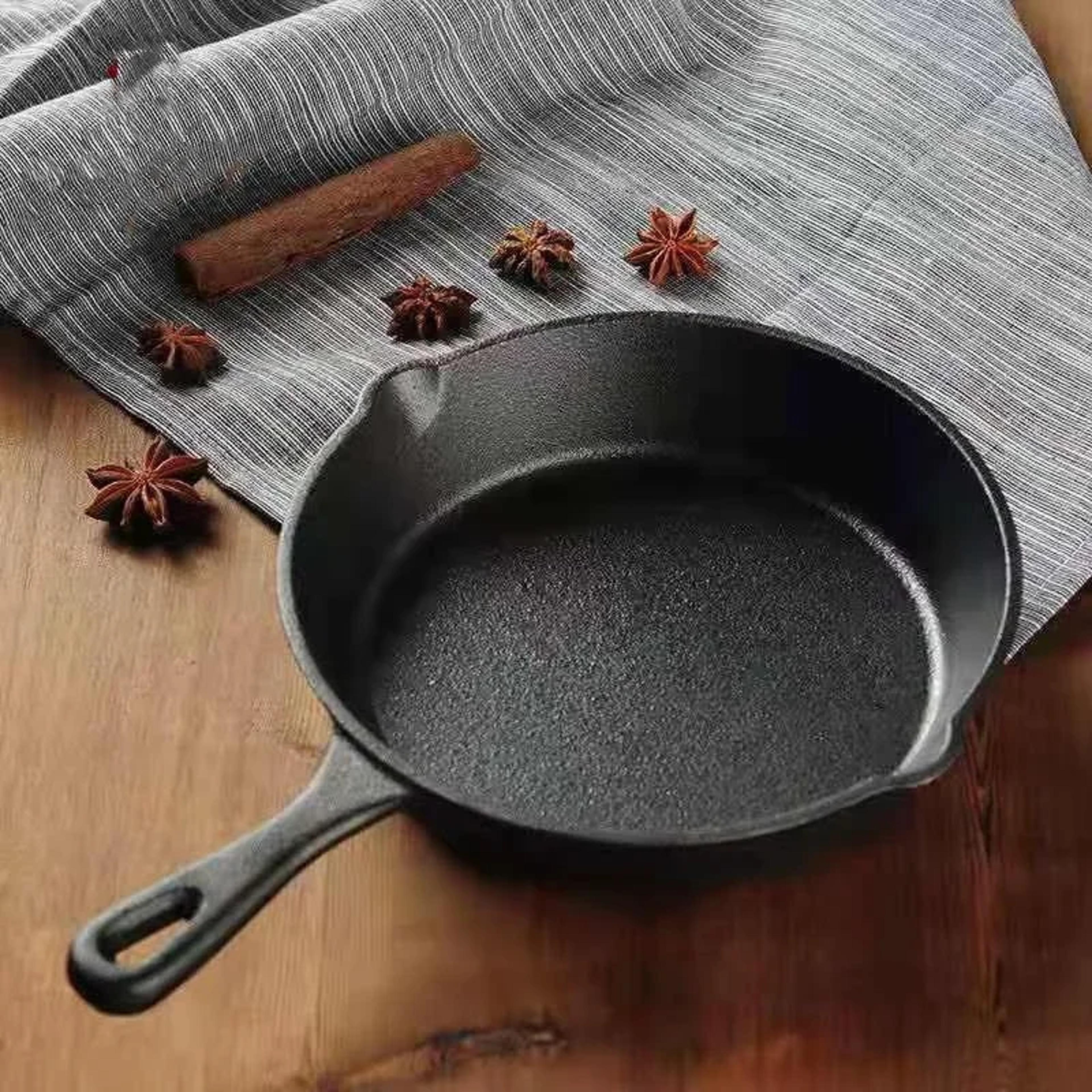 non-stick cast iron mini omelette pan, portable small cooking pan for breakfast eggs, omelette, dumpling frying