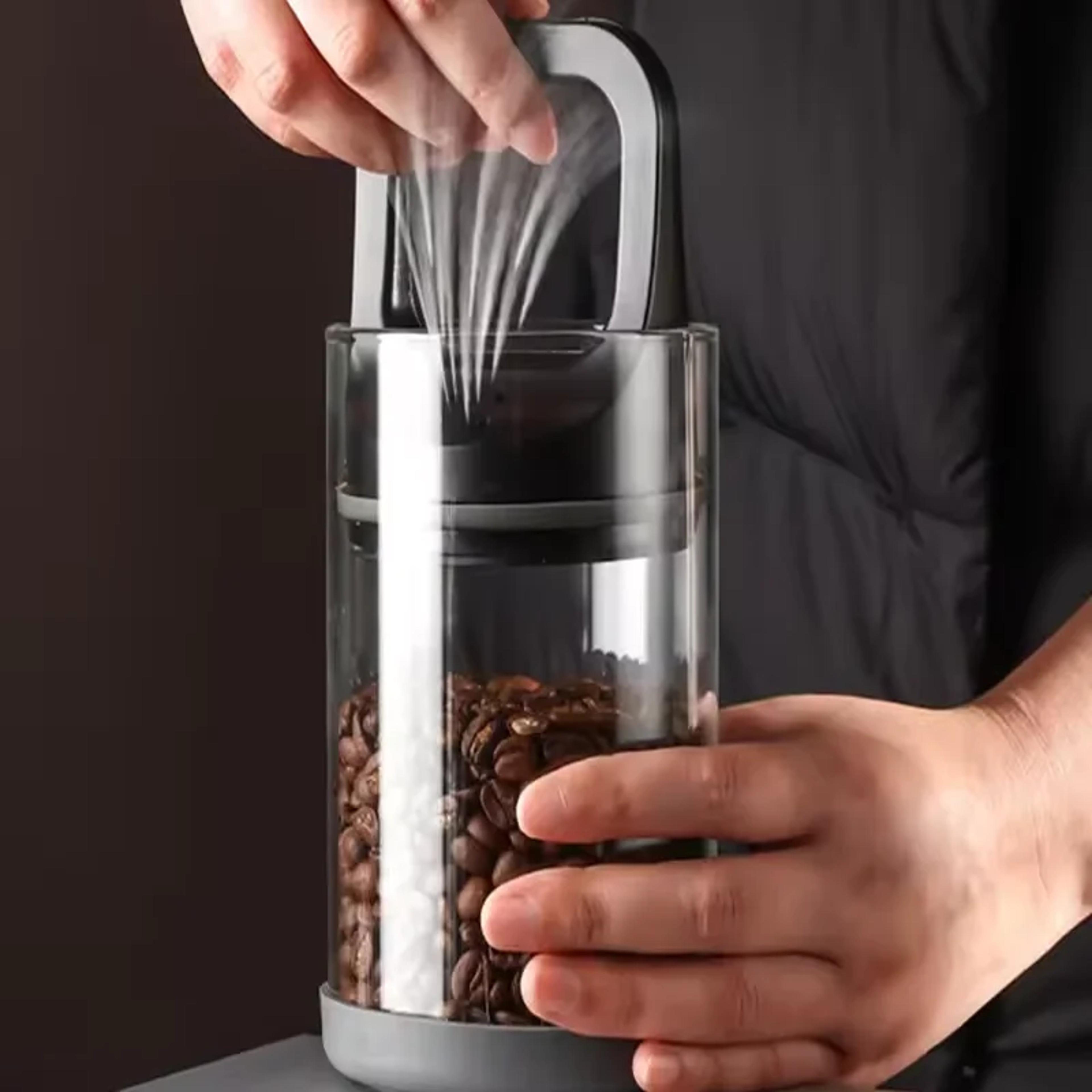 moisture-proof and leak-proof snack jar, high-end glass vacuum sealed storage for dried fruit