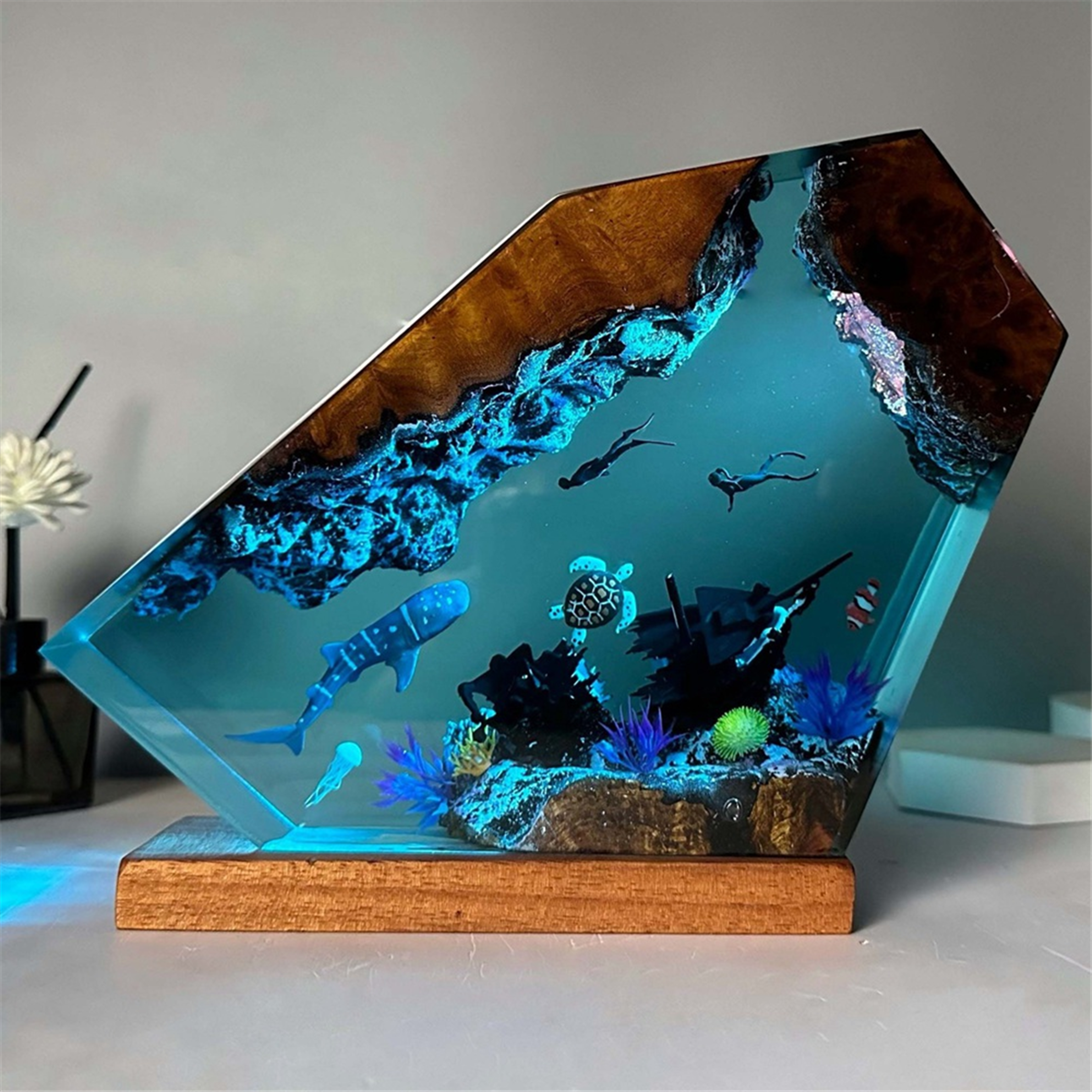 undersea resin whale and turtle night light for home, office & desk decoration