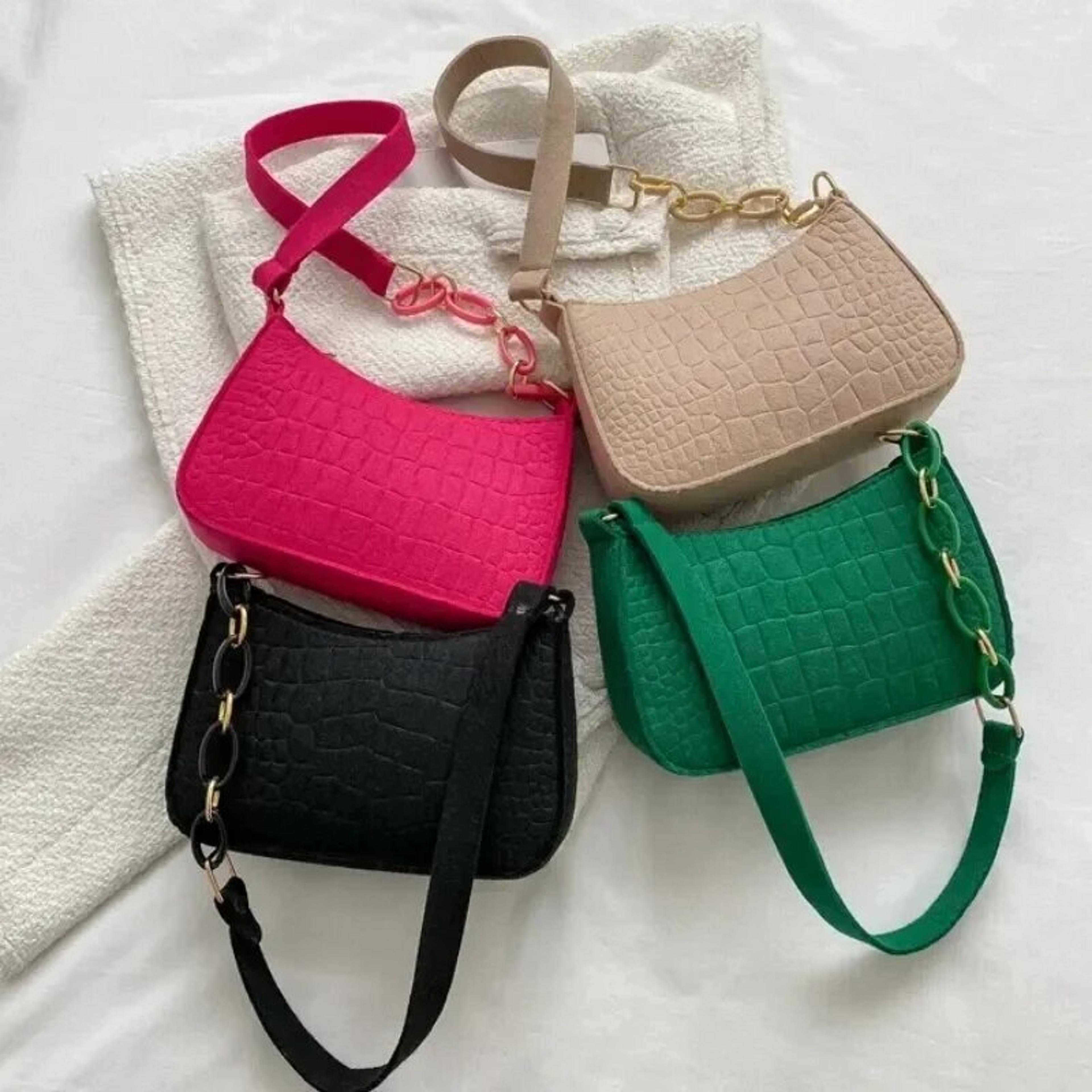 retro casual small square shoulder bag, trendy, compact, and versatile autumn fashion