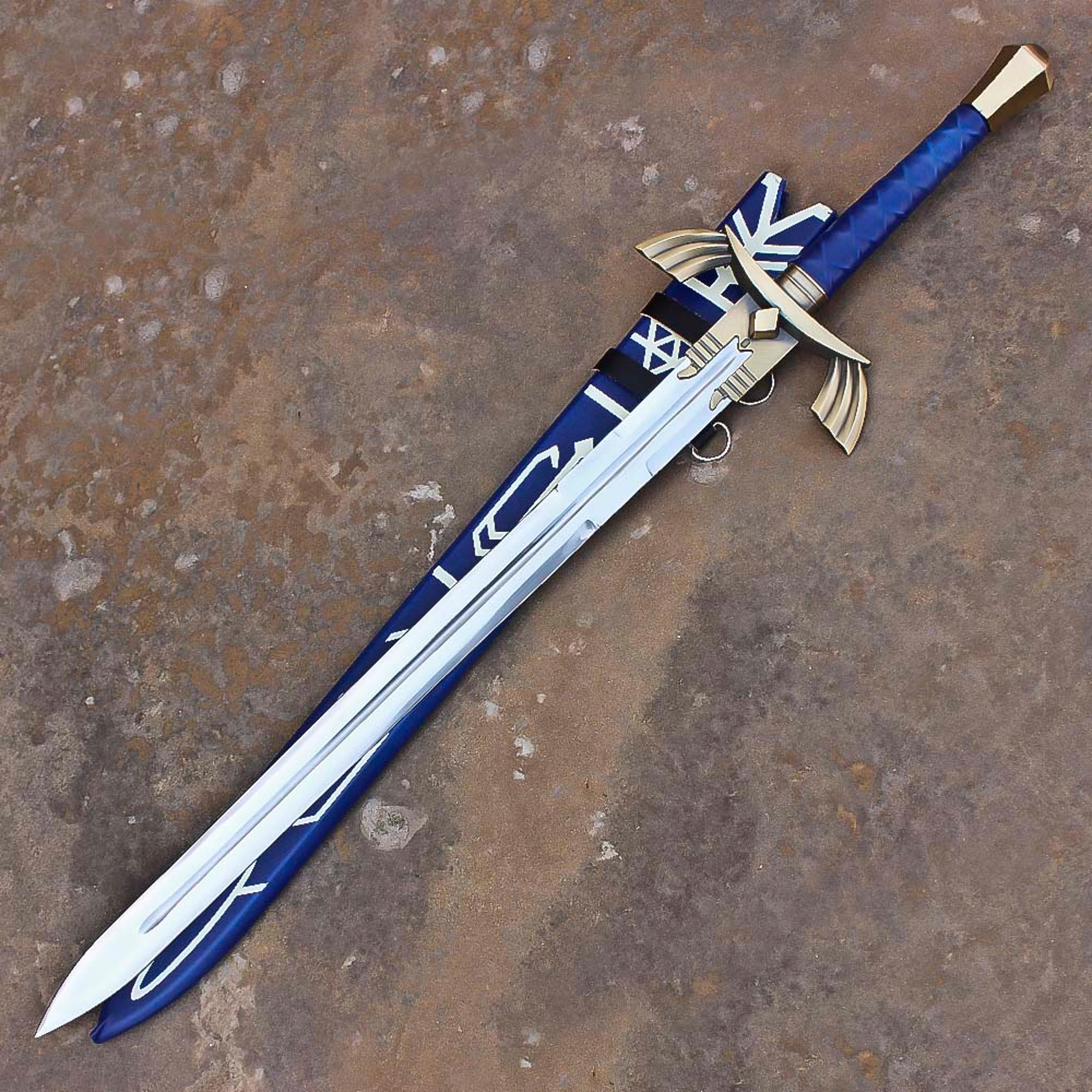 deluxe zelda master sword and scabbard 1070 high carbon steel blade