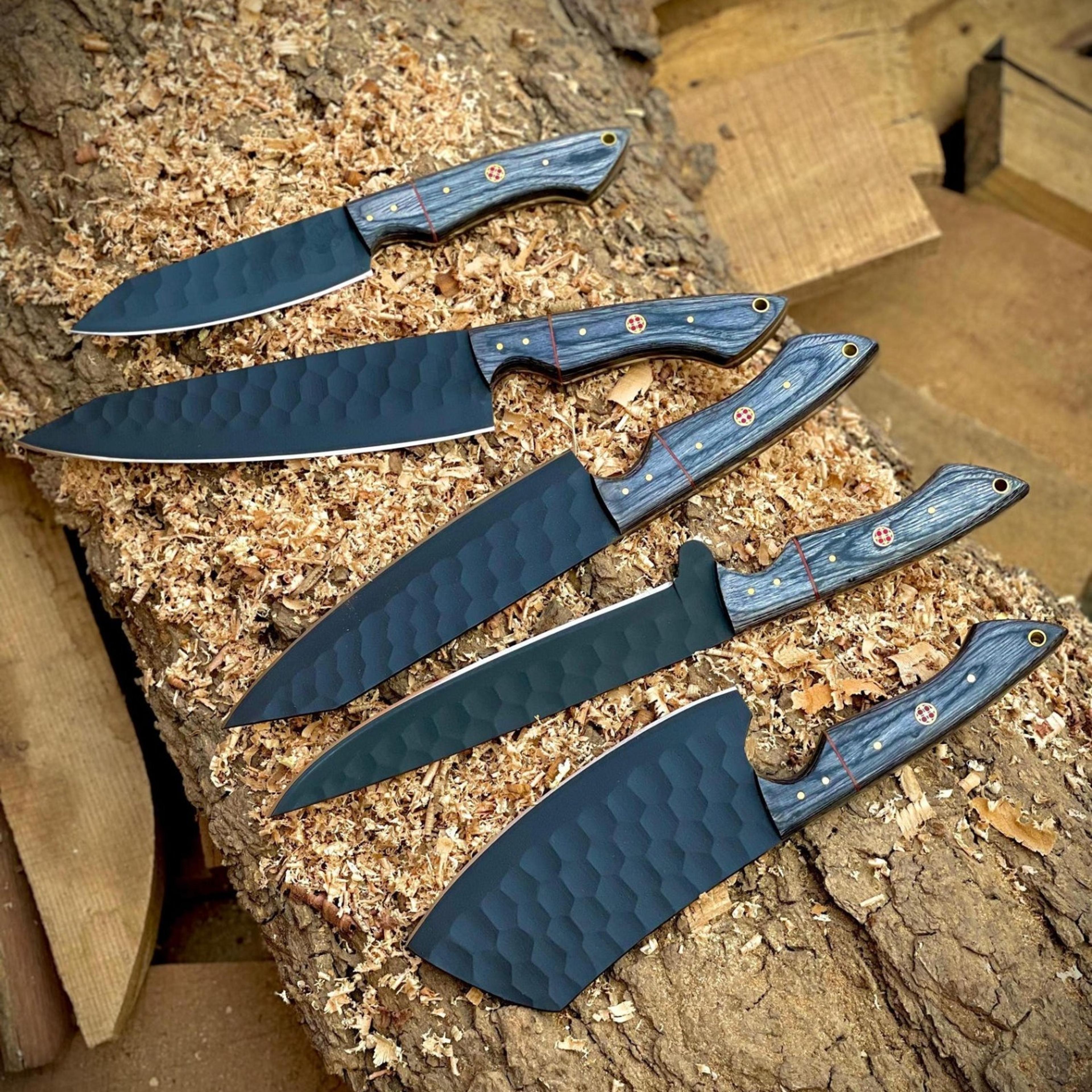 handmade 4-piece chef knife set – hammered steel blades with wood handles & leather roll