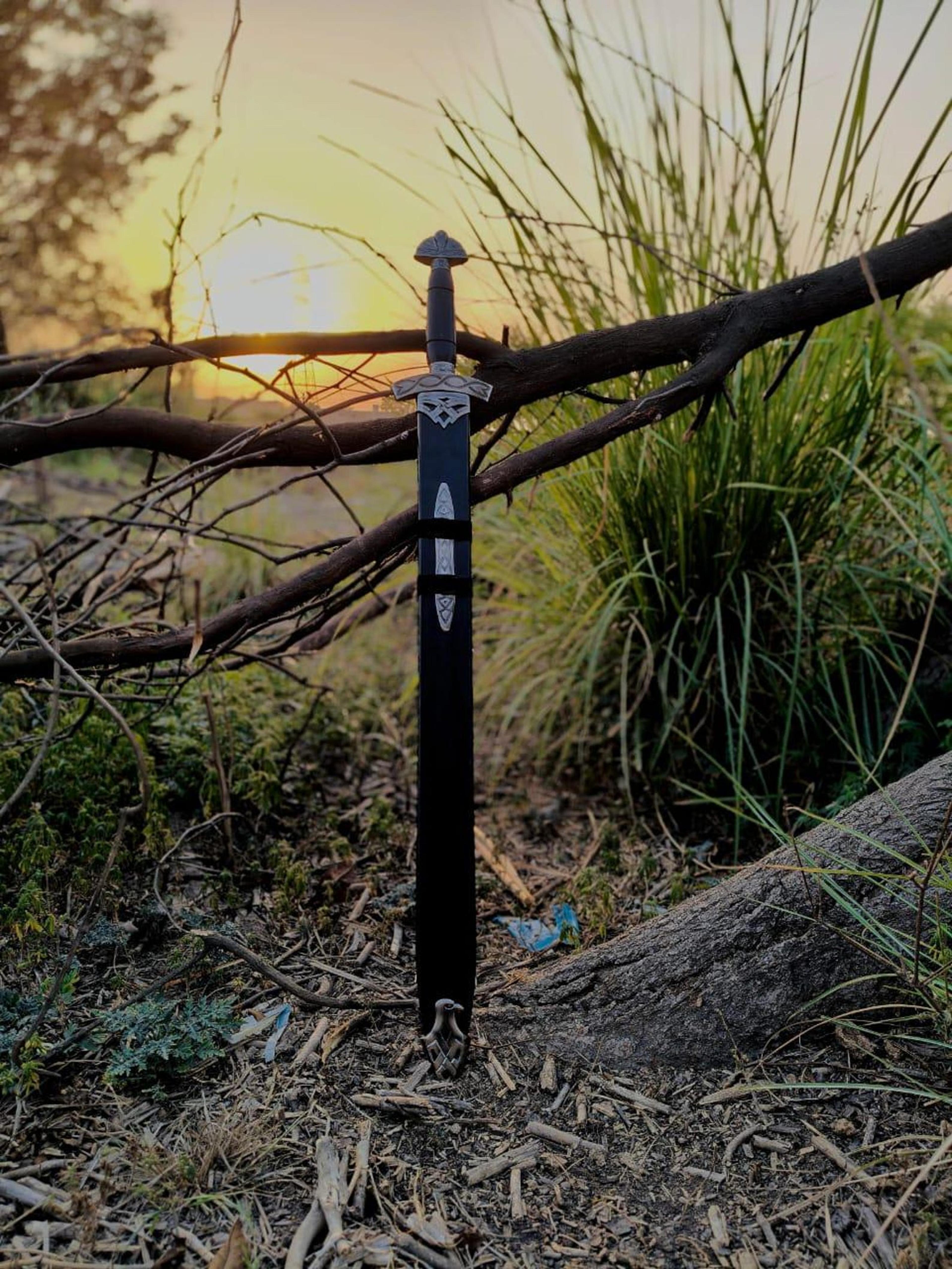 medieval knight longsword replica with black scabbard – handmade crusader style collectible sword for display & cosplay