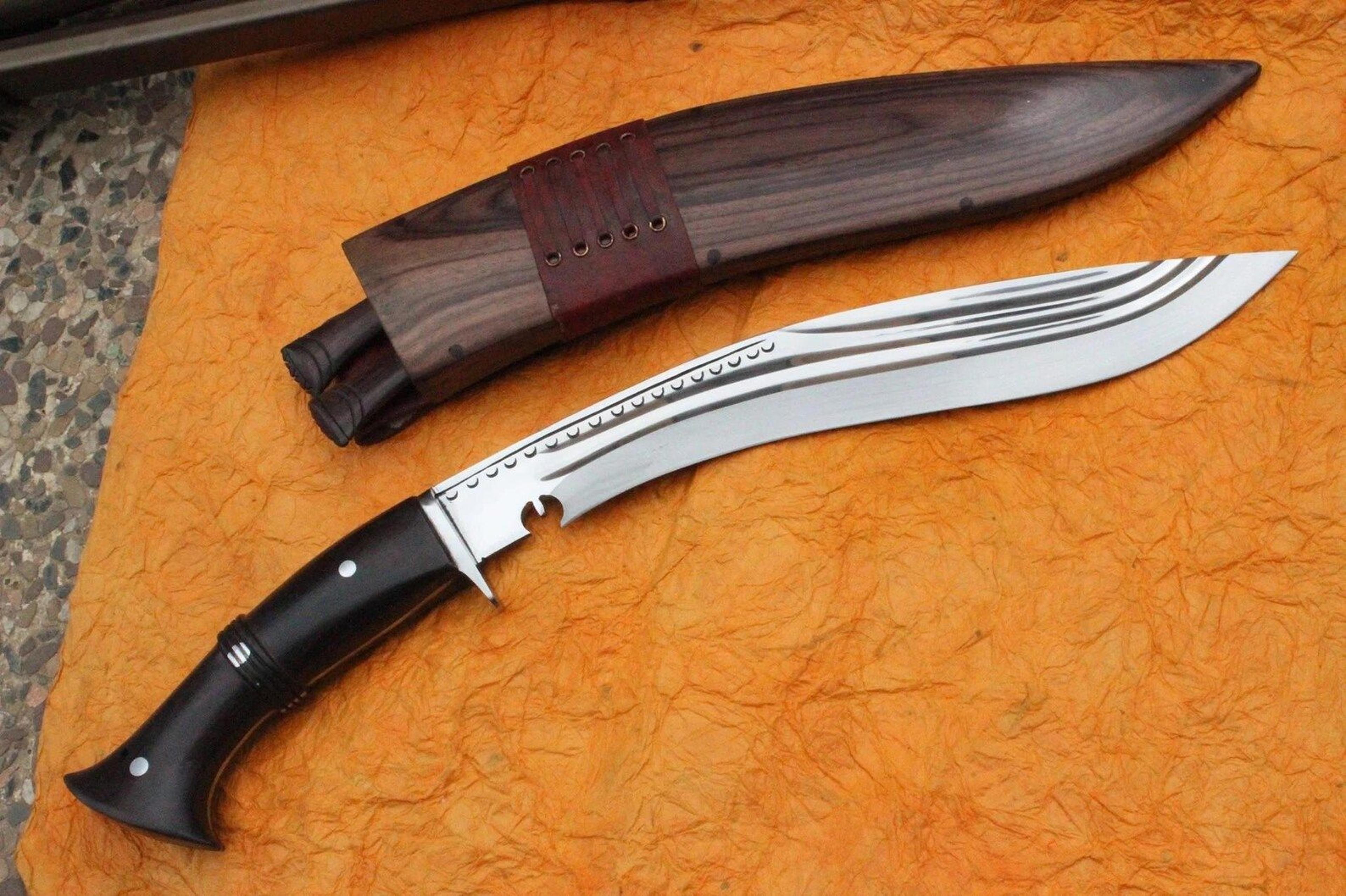 hand forged high carbon steel traditional kukri knife with full tang handle & wooden scabbard